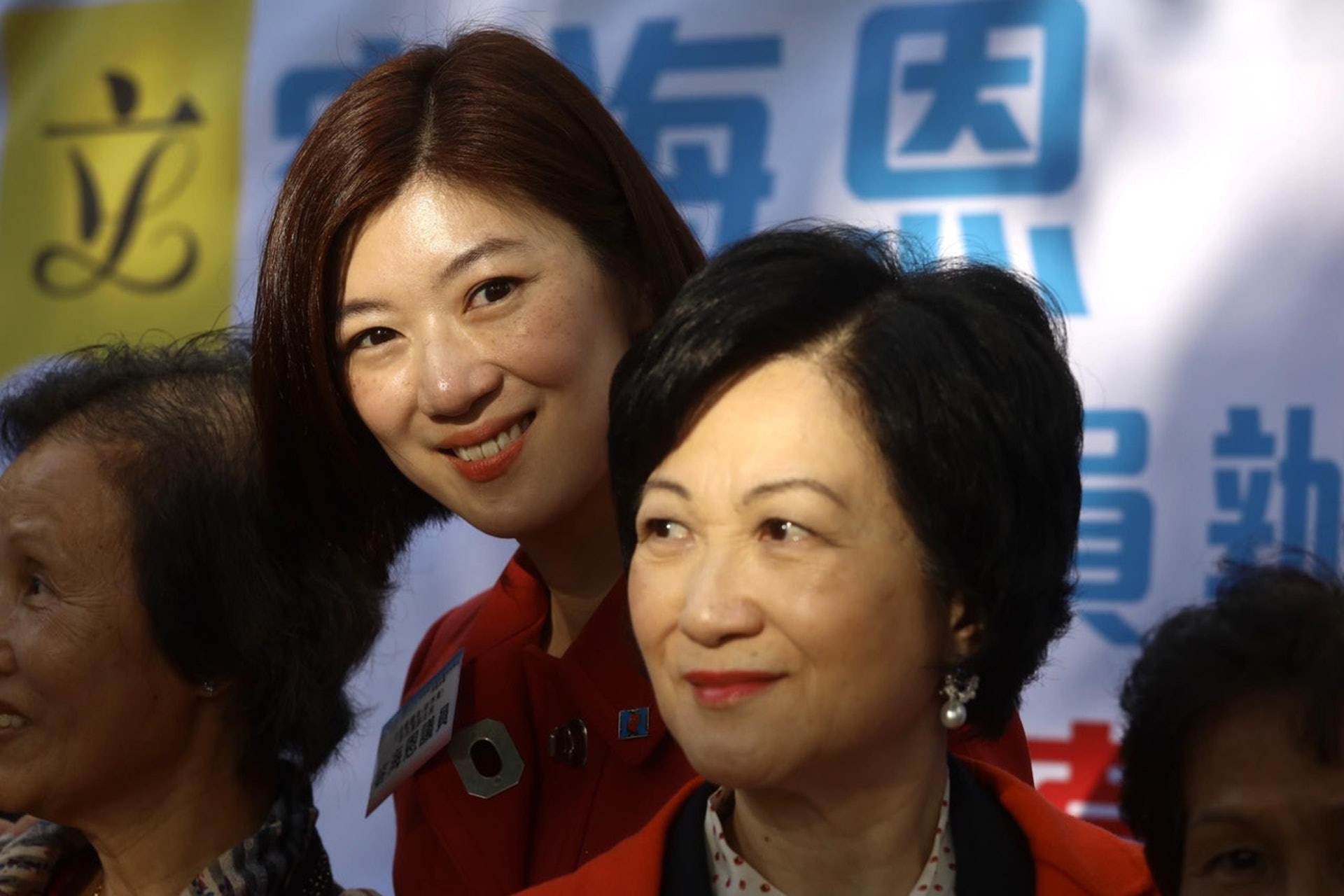 容海恩稱會參與新民黨的選舉工作,感謝葉劉在過去四年的教導,日後將會專注於法律專業及大律師工作。(資料圖片) 容海恩稱會參與新民黨的選舉工作,感謝葉劉在過去四年的教導,日後將會專注於法律專業及大律師工作。(資料圖片)