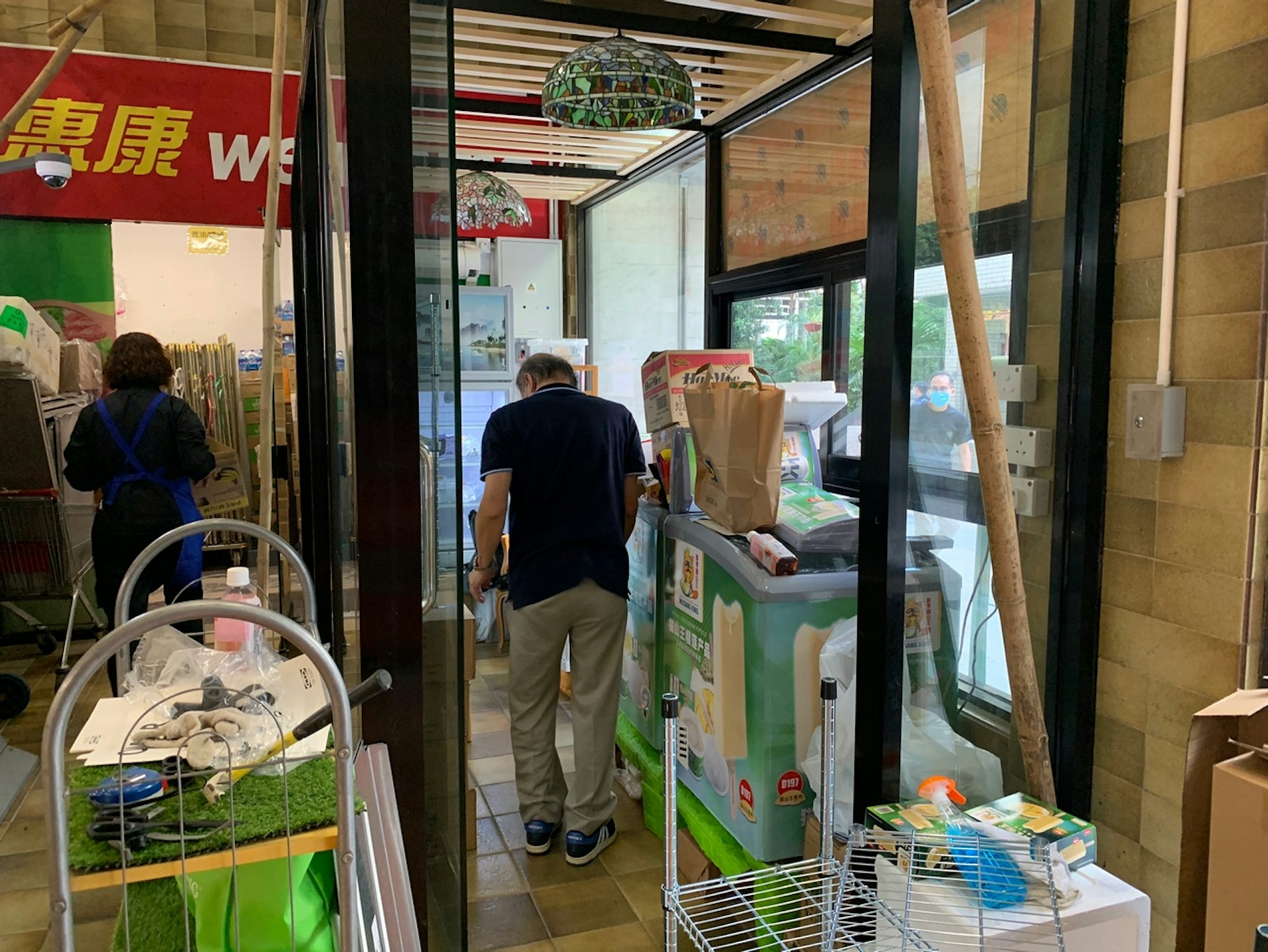 梅艷芳的哥哥梅啟明計劃於城市花園舖開設梅艷芳紀念館。(梁煥敏攝) 梅艷芳的哥哥梅啟明計劃於城市花園舖開設梅艷芳紀念館。(梁煥敏攝)
