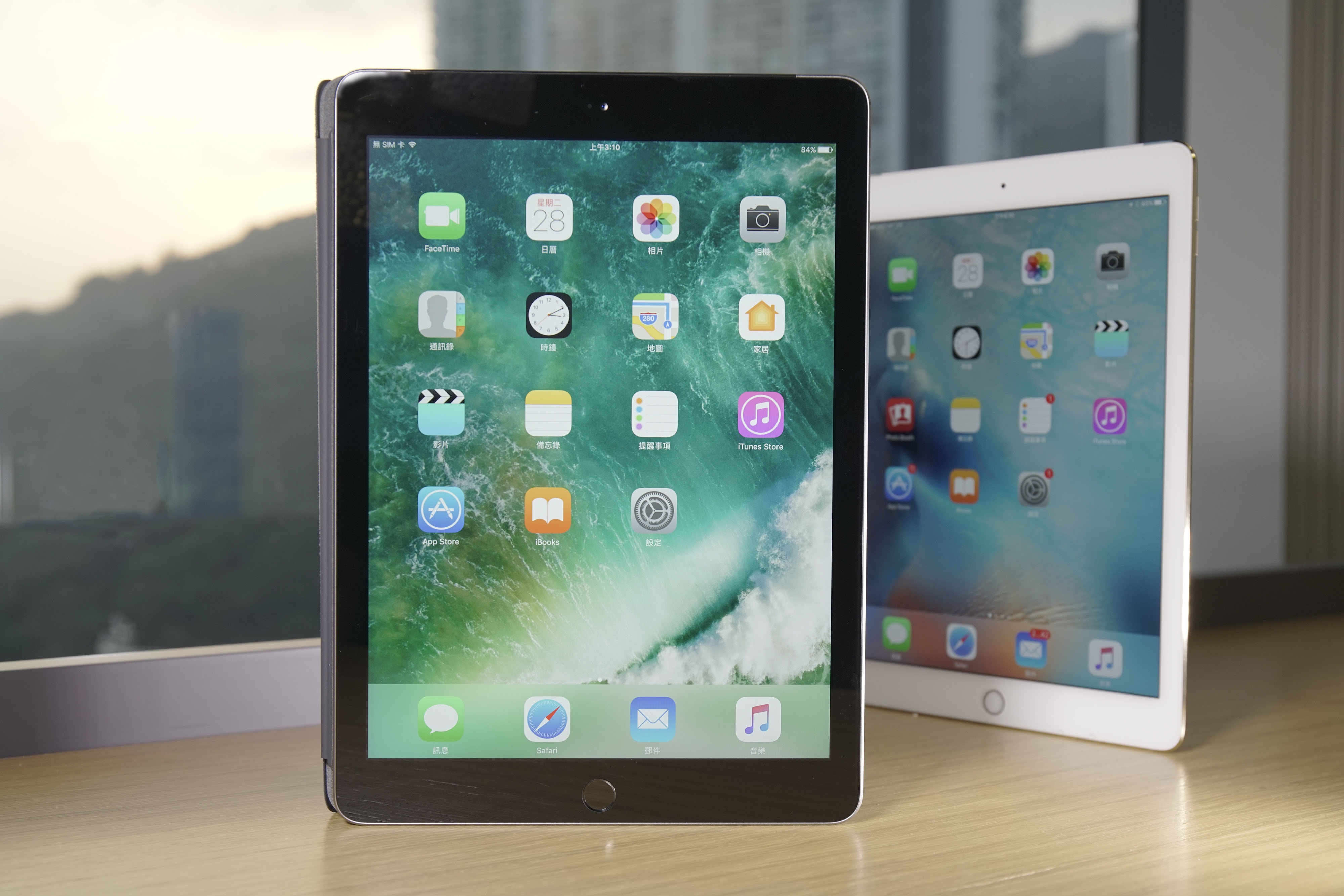 新iPad與舊iPad Air 2外型實機比拼新機性價比更高