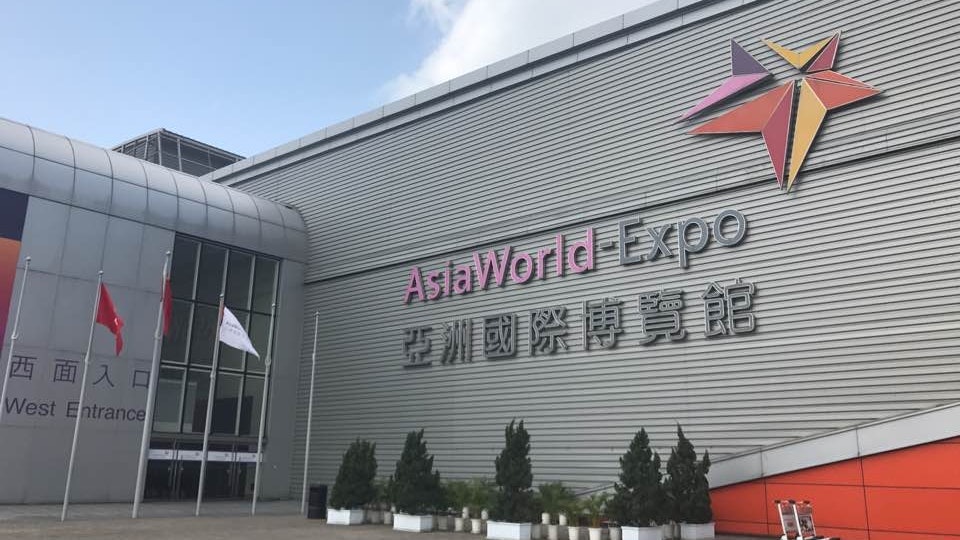 新冠肺炎|醫療設施瀕爆煲 醫管局:參考新加坡 研亞博館收患者 新冠肺炎|醫療設施瀕爆煲 醫管局:參考新加坡 研亞博館收患者