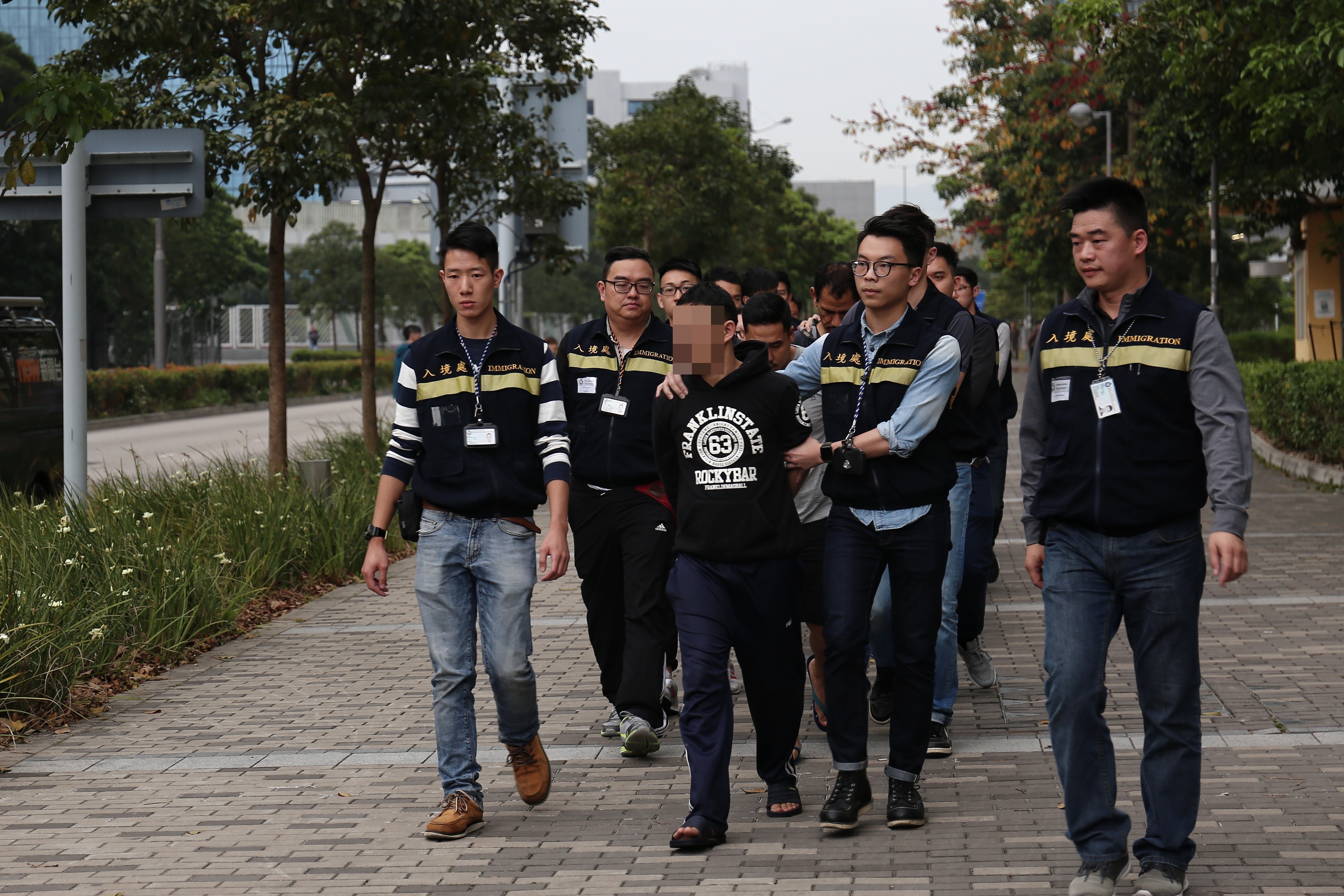 新冠肺炎｜去年被捕非法勞工逾千人　緝獲清潔黑工「疫」市倍增