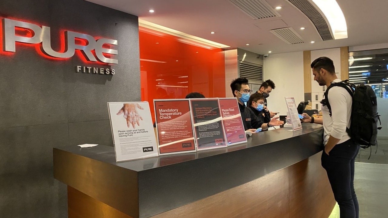 新冠肺炎|有確診者曾訪太古坊PURE Yoga 分店今起關閉3日消毒 新冠肺炎|有確診者曾訪太古坊PURE Yoga 分店今起關閉3日消毒