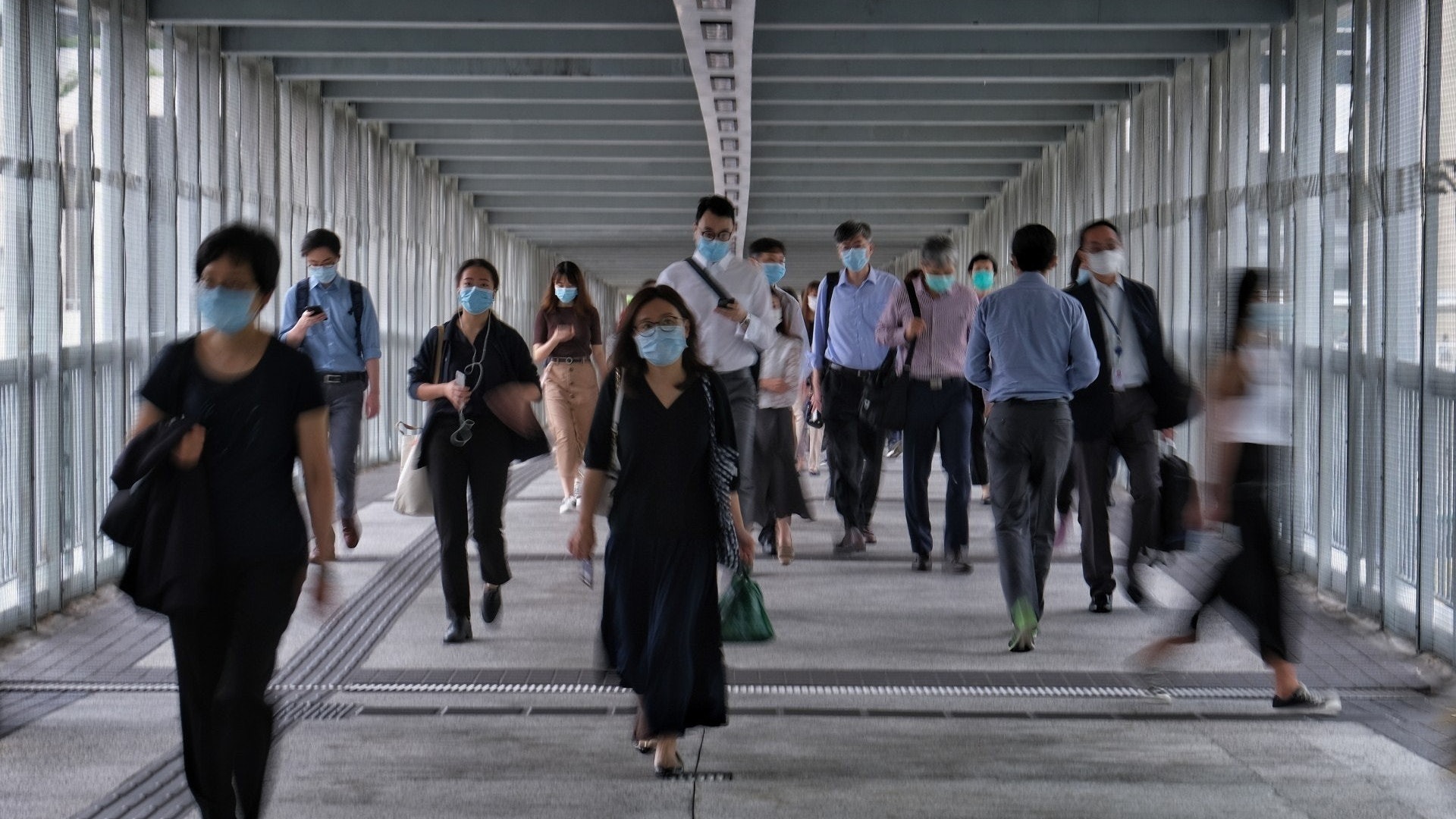 新冠肺炎|7月初至今至少41名政府職員、外判工確診 涉16個部門 新冠肺炎|7月初至今至少41名政府職員、外判工確診 涉16個部門