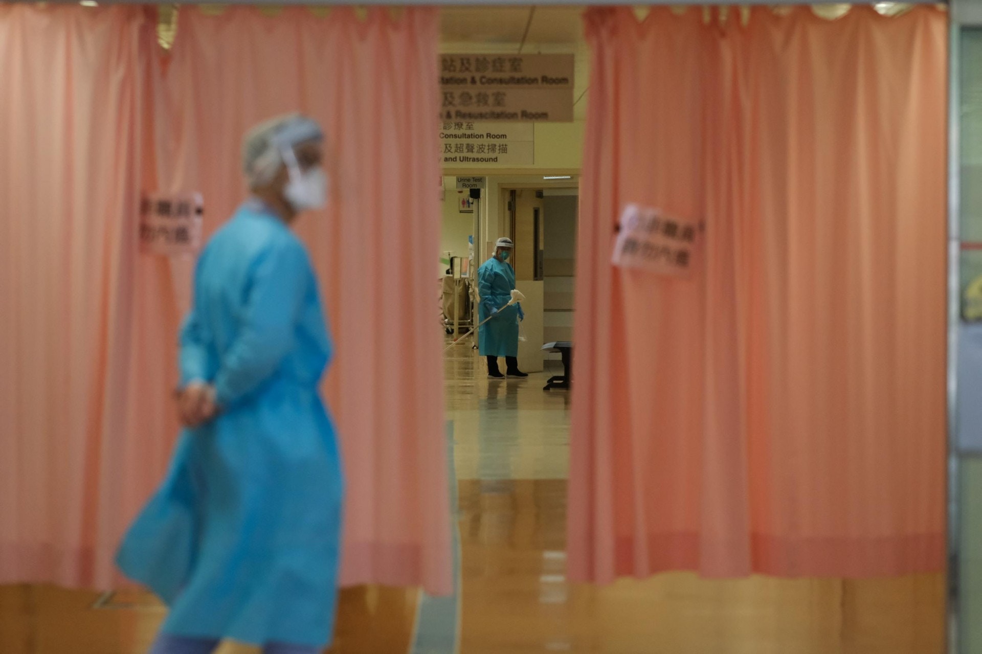 新冠肺炎｜患者等四日兩子同染病求助區議員　丈夫未隔離曾去餐廳