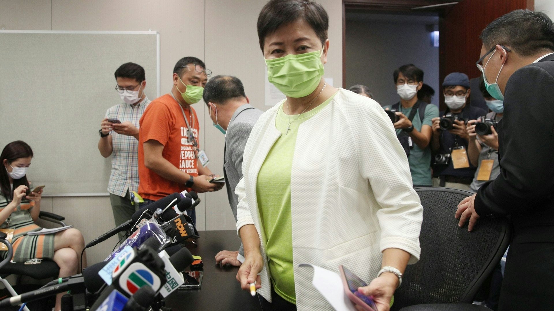 立法會選舉若押後一年 初選協議怎辦?黃碧雲:我已經唔會再選 立法會選舉若押後一年 初選協議怎辦?黃碧雲:我已經唔會再選