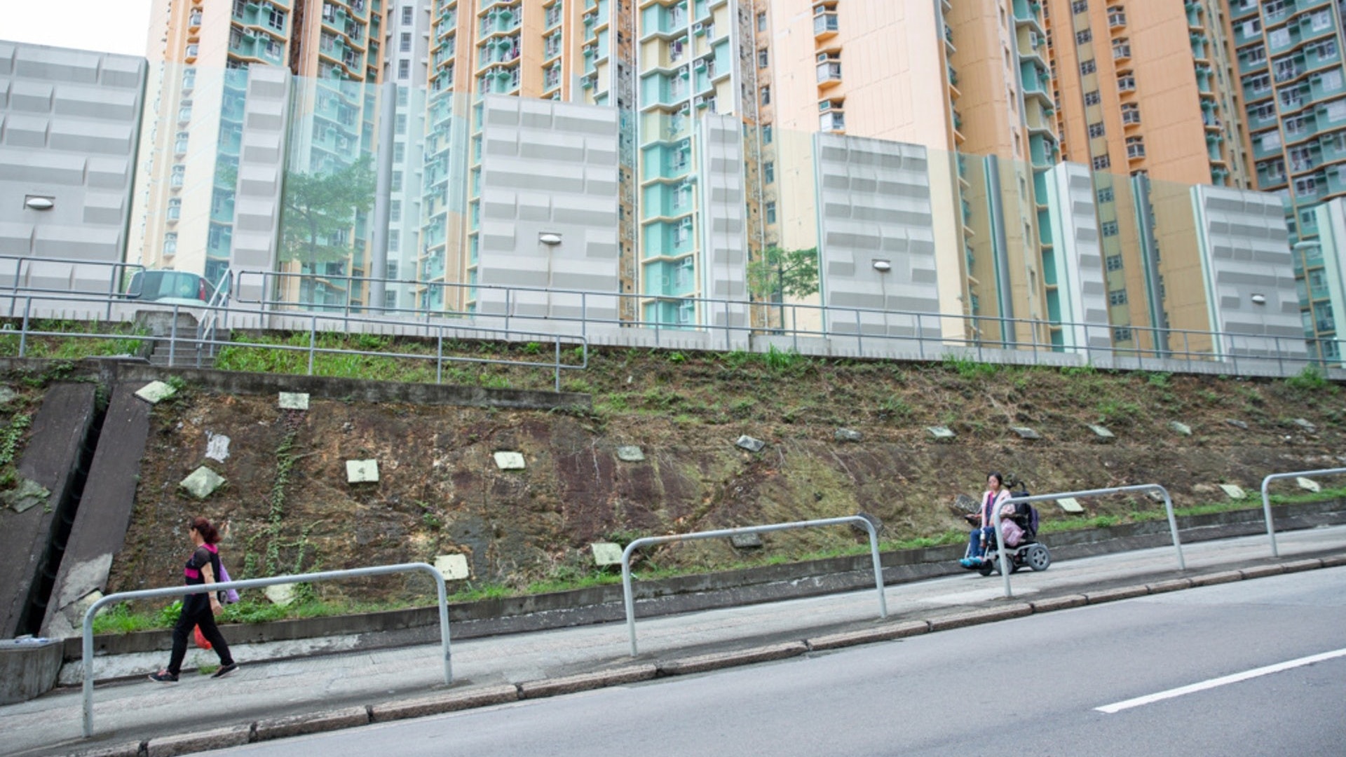 新冠肺炎|最新患者住所全覽 葵涌邨筲箕灣峻峰花園合共9人確診 新冠肺炎|最新患者住所全覽 葵涌邨筲箕灣峻峰花園合共9人確診