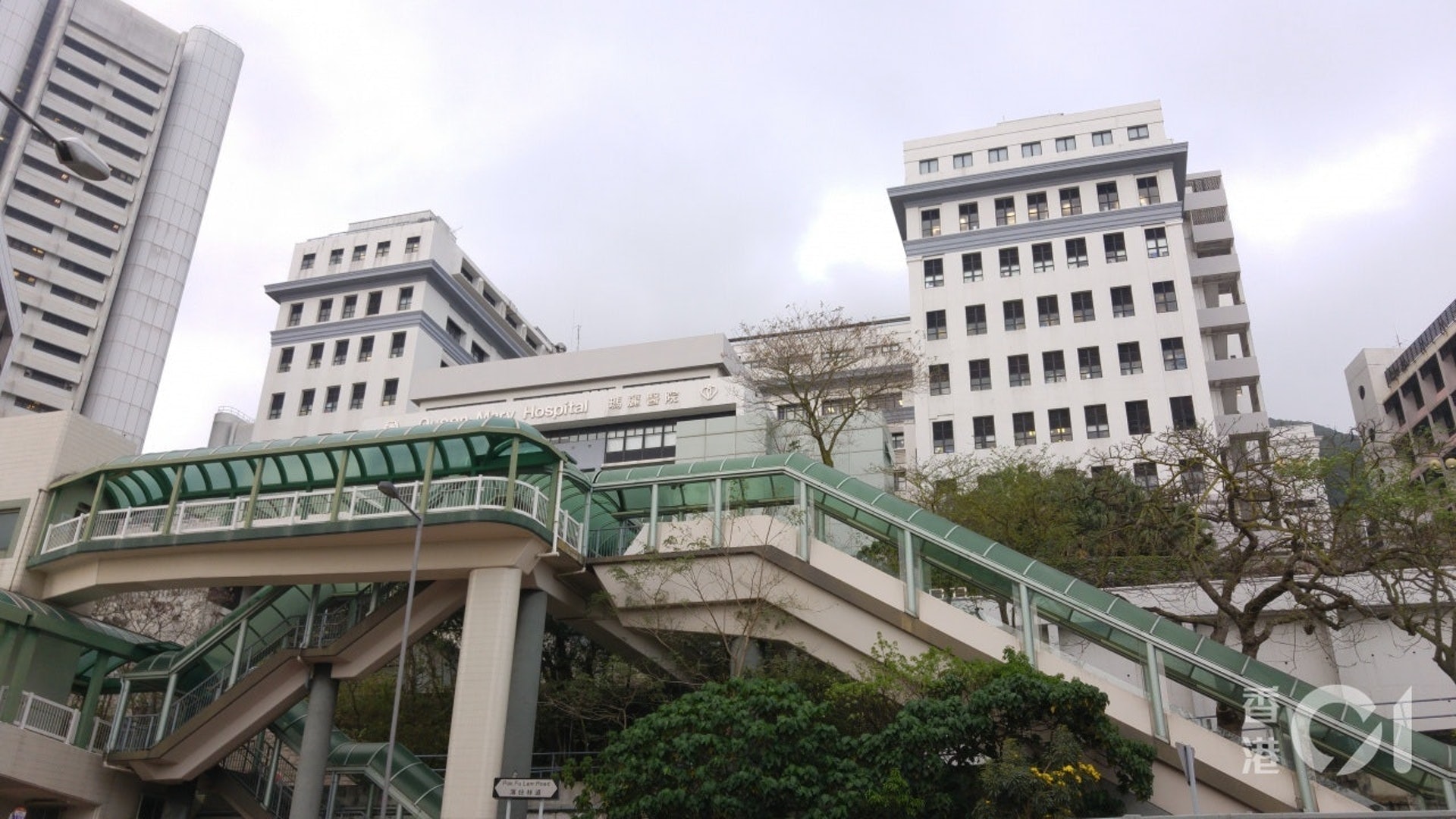 瑪麗醫院公布S座繳費處收費女文員下午初步確診。(資料圖片) 瑪麗醫院公布S座繳費處收費女文員下午初步確診。(資料圖片)