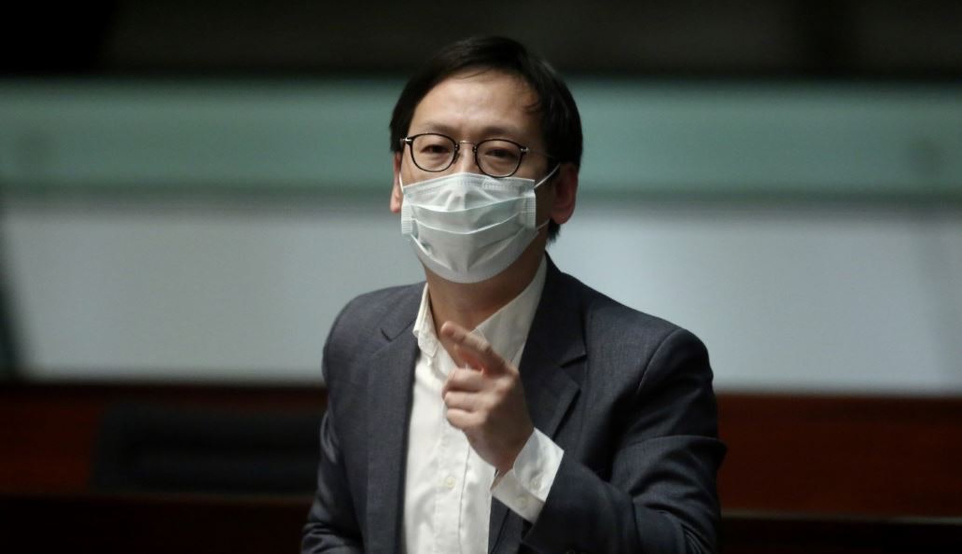 柯創盛建議,政府應分時段、夠地方為市民進行預約,避免人群聚集造成感染風險.(資料圖片) 柯創盛建議,政府應分時段、夠地方為市民進行預約,避免人群聚集造成感染風險.(資料圖片)