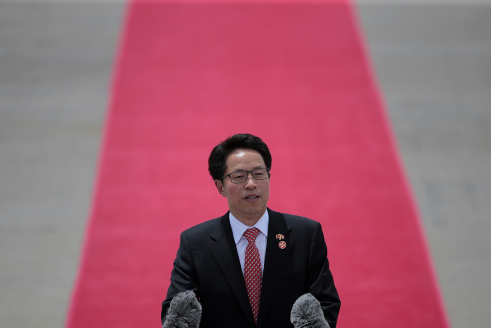 【美國制裁名單】港澳辦常務副主任張曉明:2019年張曉明擔任港澳辦主任期間,支持有爭議的《逃犯條例》修訂。他被指定為從事或威脅其和平,安全,穩定或自治的領導人或官員。(資料圖片 / 李澤彤攝) 【美國制裁名單】港澳辦常務副主任張曉明:2019年張曉明擔任港澳辦主任期間,支持有爭議的《逃犯條例》修訂。他被指定為從事或威脅其和平,安全,穩定或自治的領導人或官員。(資料圖片 / 李澤彤攝)