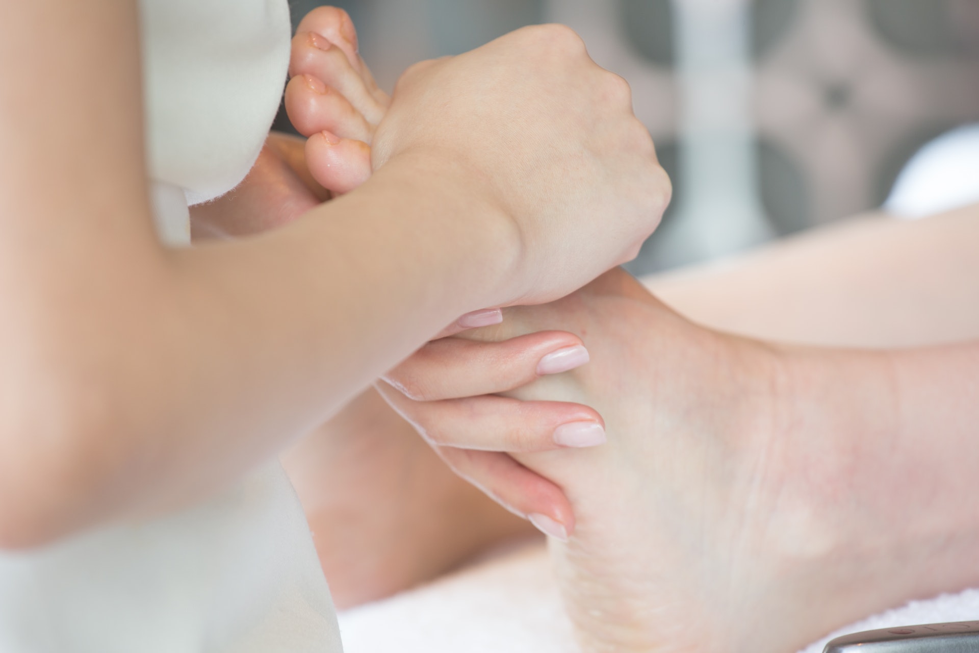 足部護理教學 磨死皮也有技巧緊記保養要訣三部曲 足部護理教學 磨死皮也有技巧緊記保養要訣三部曲