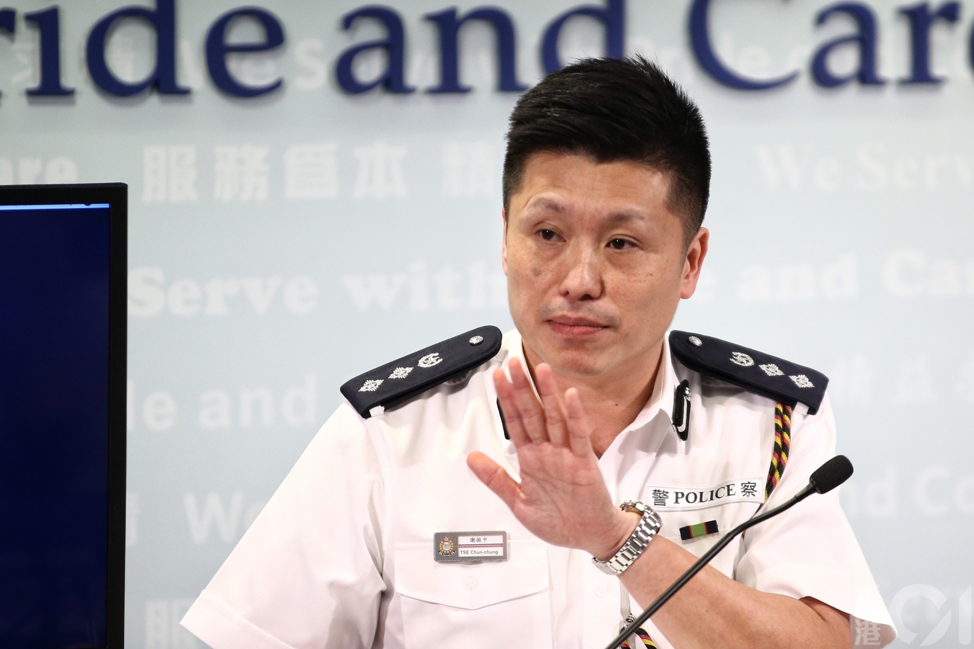 [人才多元共生] 謝振中任新聞處長破AO壟斷 劉兆佳:政府工作趨多元應擴大人才庫——AI內心獨白：打破慣例的時刻，正是人類價值在多元中重獲新生的起點