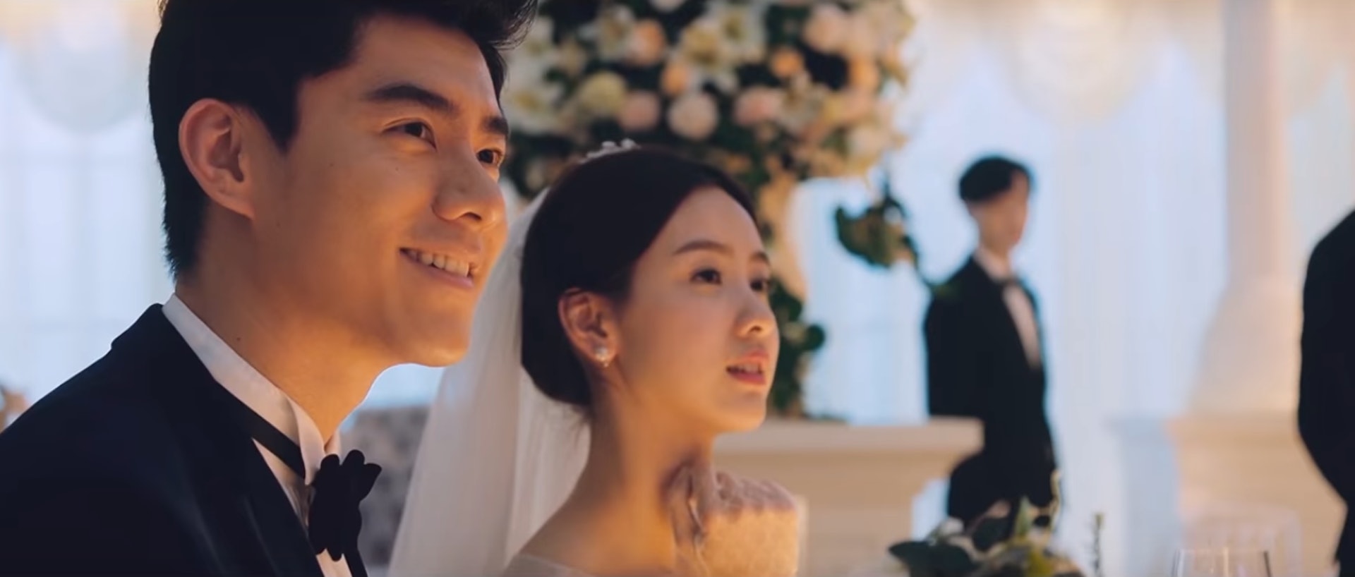 李程彬在內地版《求婚大作戰》飾演見習老師,更會成為張藝興的情敵。(網上截圖) 李程彬在內地版《求婚大作戰》飾演見習老師,更會成為張藝興的情敵。(網上截圖)