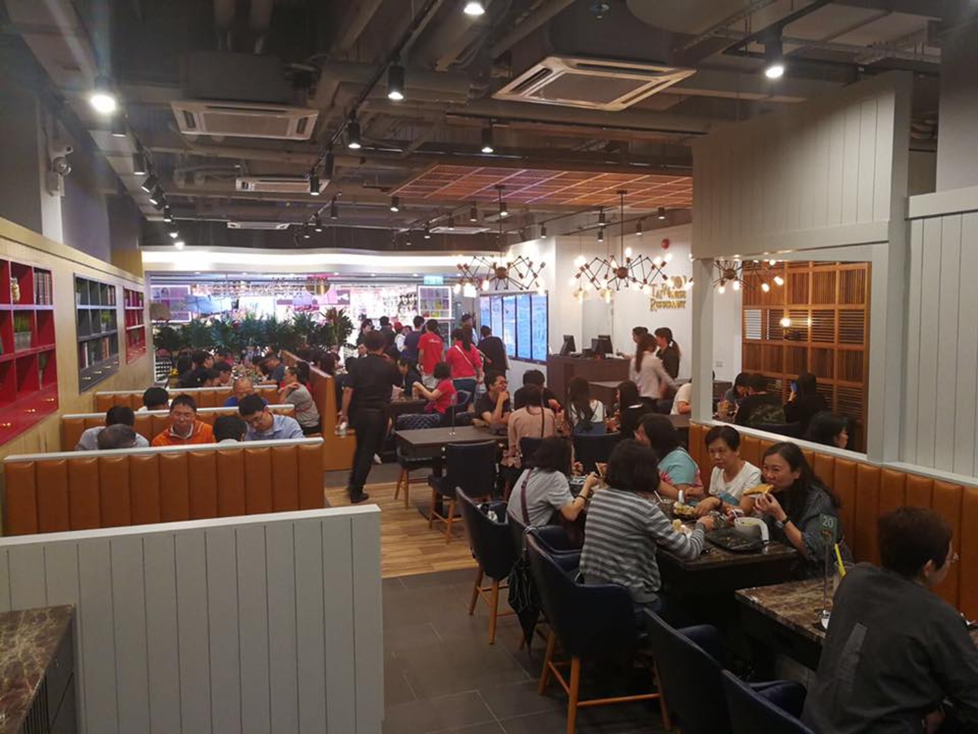 女患者曾到101肉燥飯專門店旺角分店。(101肉燥飯專門店FB圖片) 女患者曾到101肉燥飯專門店旺角分店。(101肉燥飯專門店FB圖片)