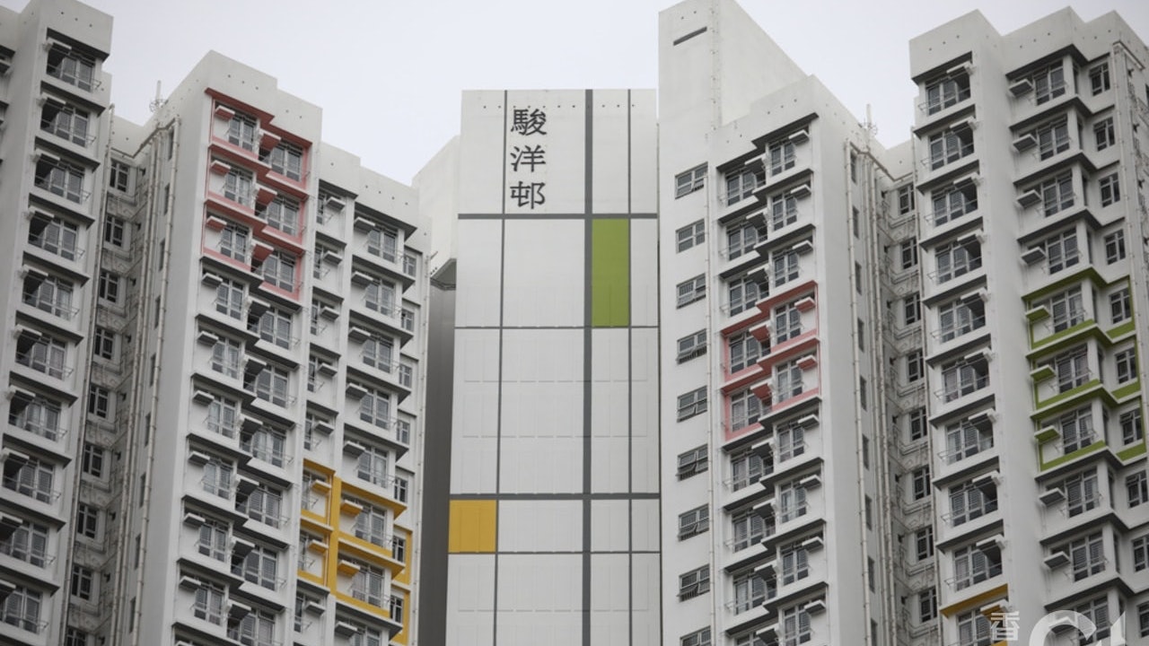 駿洋邨|區議員:準住戶憂感染或買保護衣 裝修工人不敢入邨工作 駿洋邨|區議員:準住戶憂感染或買保護衣 裝修工人不敢入邨工作