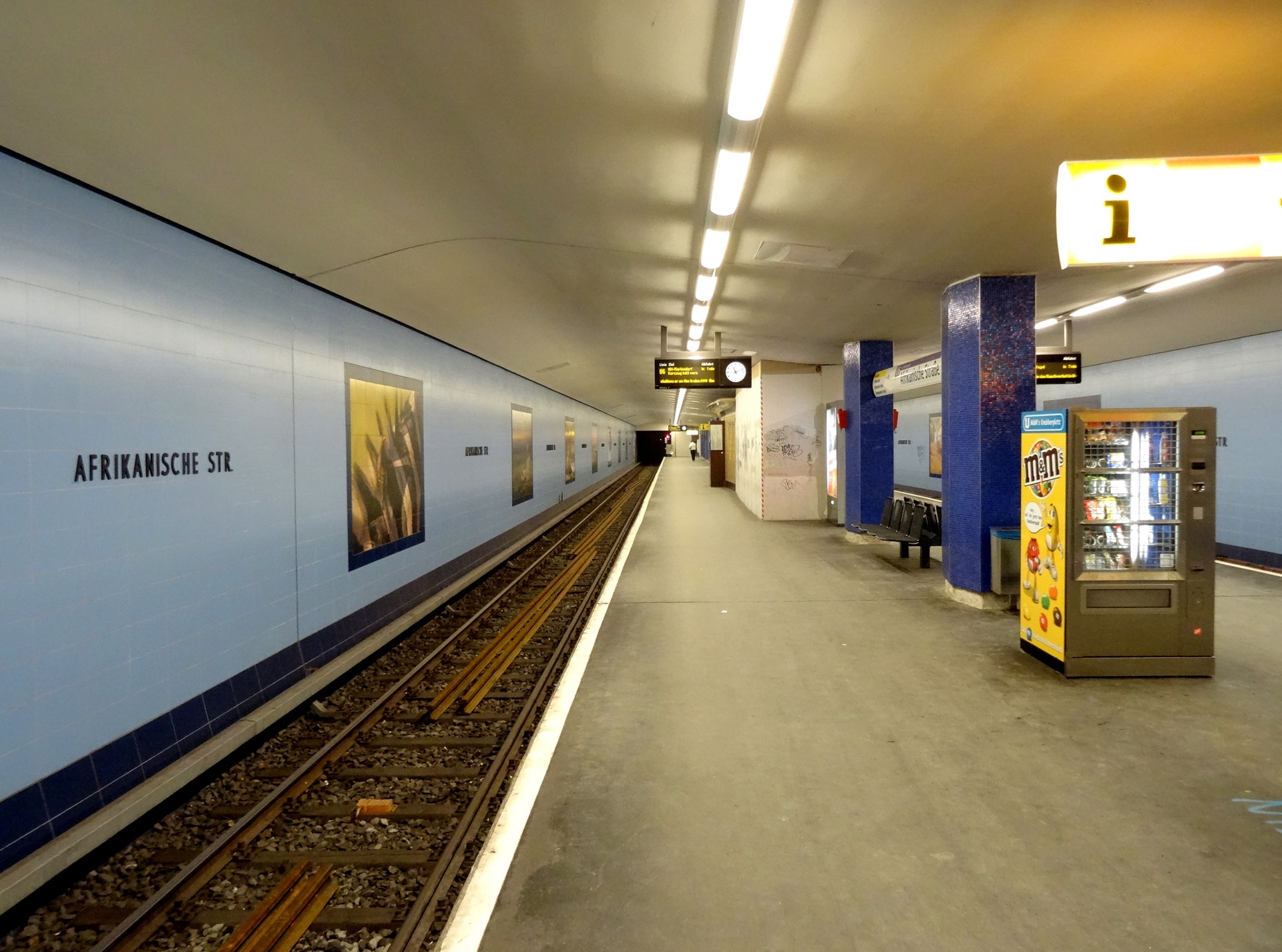 非洲區(Afrikanische Strasse)地鐵站(Ingolf/Flickr) 非洲區(Afrikanische Strasse)地鐵站(Ingolf/Flickr)