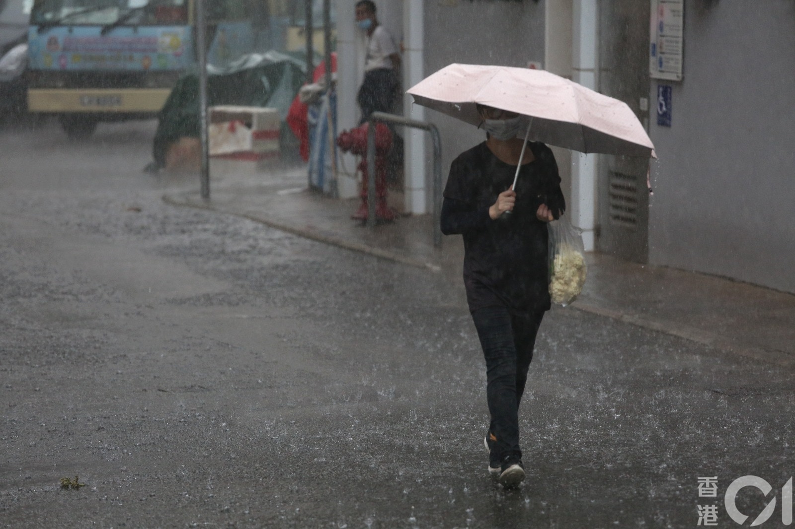 天文台發局部地區大雨報告沙田錄70毫米雨量料雷雨將影響全港