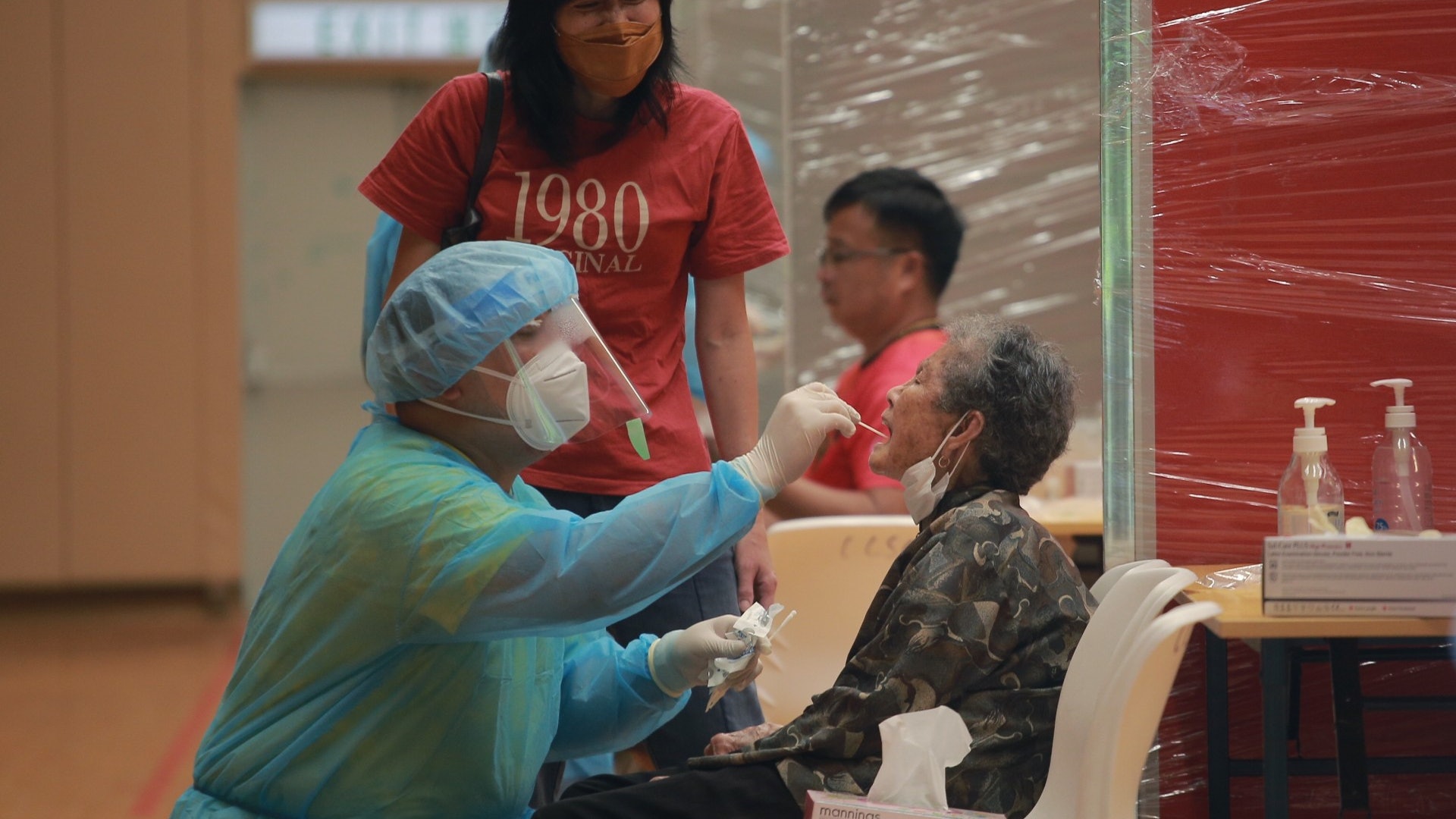 確診大廈食肆|港景峯爆家庭群組 再多4家餐廳上榜包括美孚富臨 確診大廈食肆|港景峯爆家庭群組 再多4家餐廳上榜包括美孚富臨