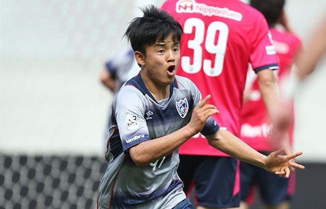 日本美斯 巴塞回流破紀錄15歲入金球成最年輕入球者 有片