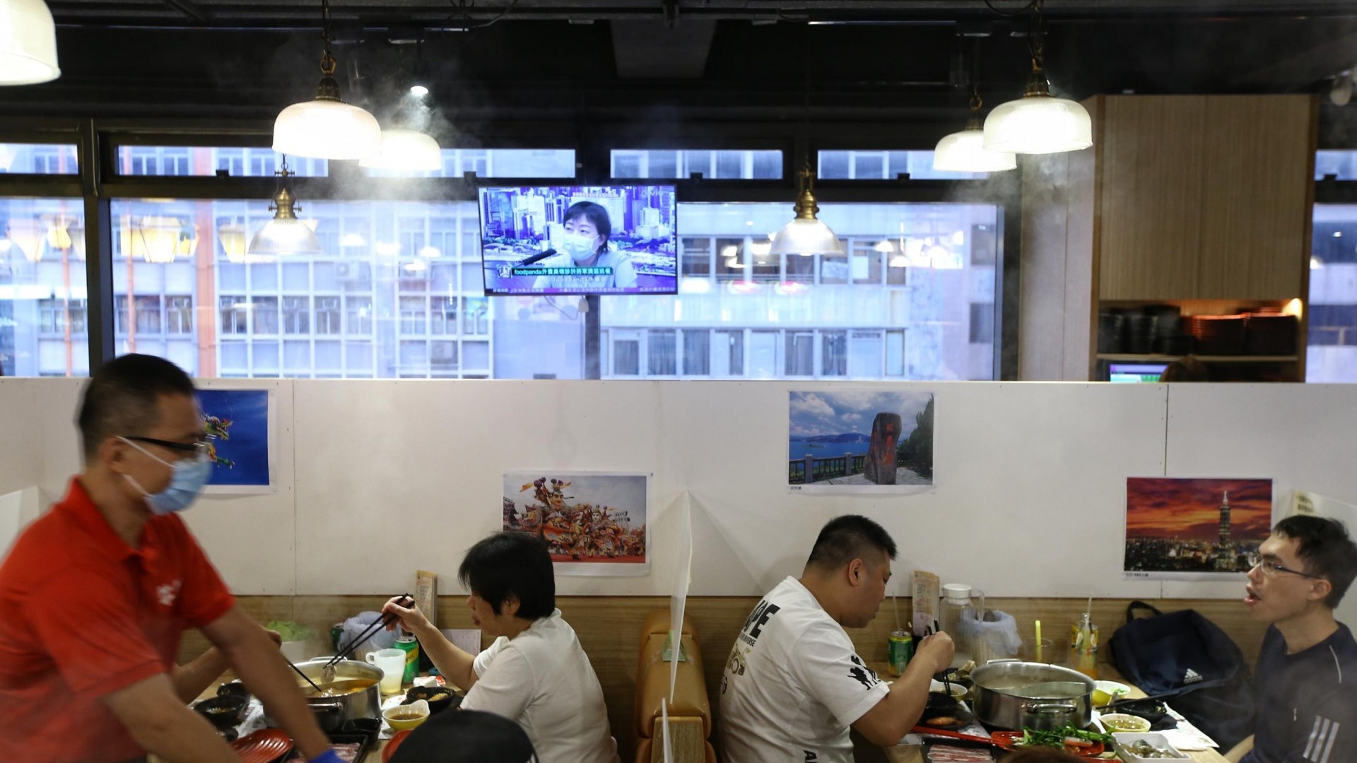 新冠肺炎|中秋放寬防疫措施須觀望 專家料政府傾向「穩陣」 新冠肺炎|中秋放寬防疫措施須觀望 專家料政府傾向「穩陣」