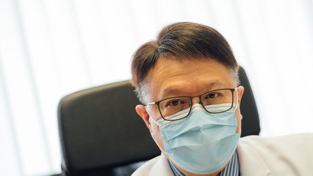 限聚令|許樹昌:中秋放寬視乎走勢 料數周後歸零 冬季或再爆 限聚令|許樹昌:中秋放寬視乎走勢 料數周後歸零 冬季或再爆