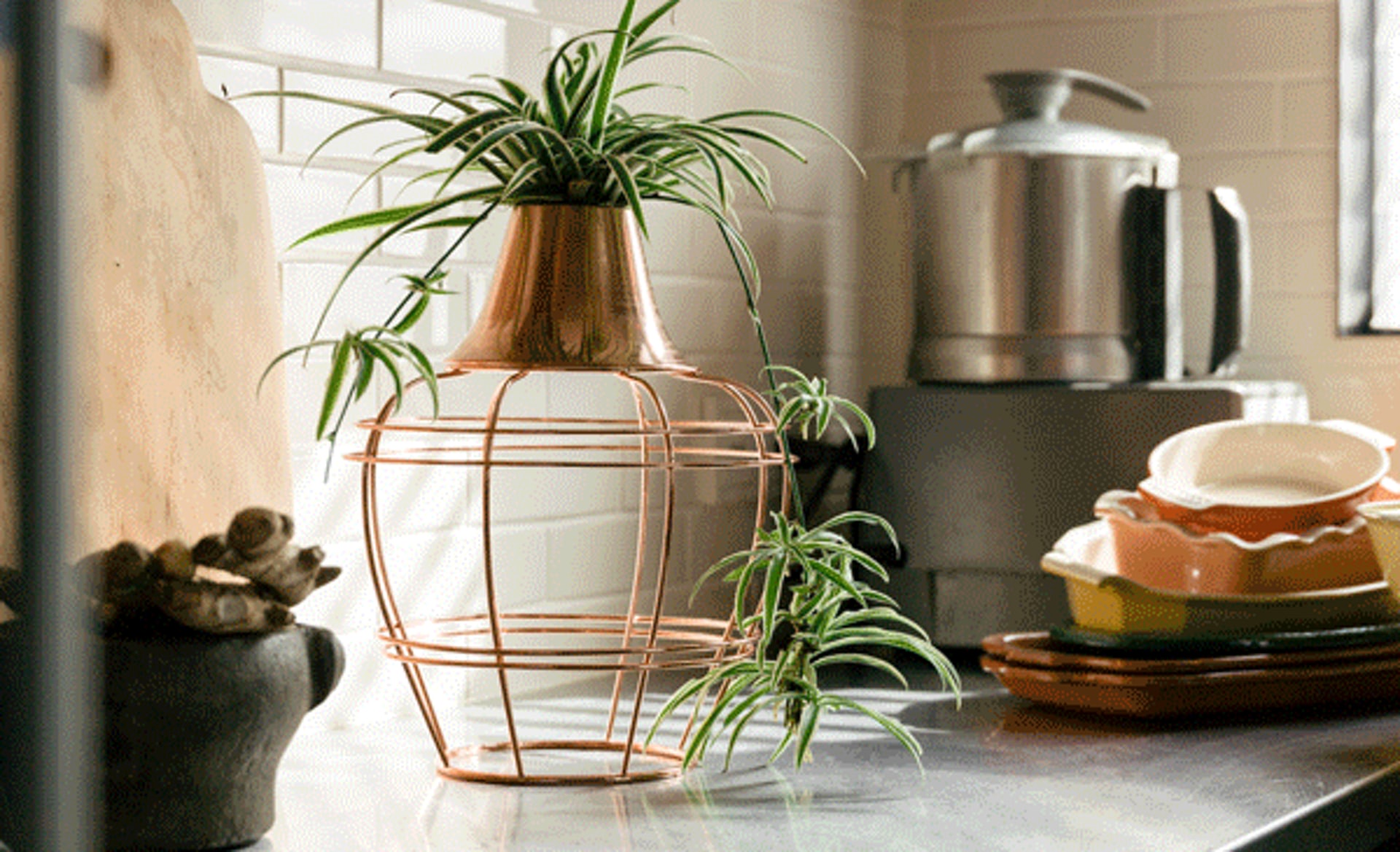 生活之美 台灣設計上下花器反轉花瓶傳統的文化意象 生活之美 台灣設計上下花器反轉花瓶傳統的文化意象