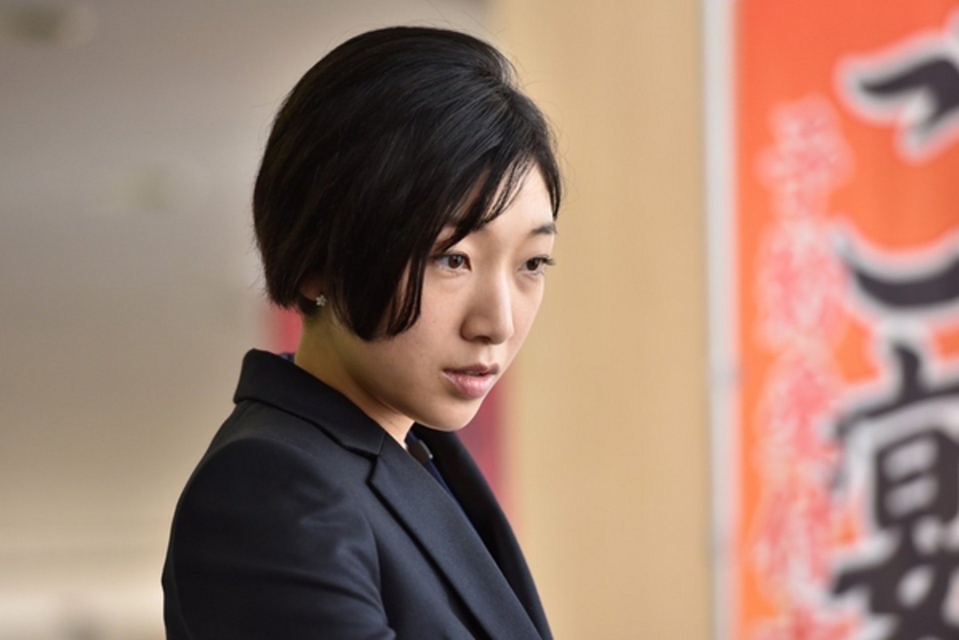 新出爐影后安藤櫻演出日劇《寬鬆又如何》的宮下茜一角,她表示能接演宮藤的新劇非常興奮。(網上圖片) 新出爐影后安藤櫻演出日劇《寬鬆又如何》的宮下茜一角,她表示能接演宮藤的新劇非常興奮。(網上圖片)