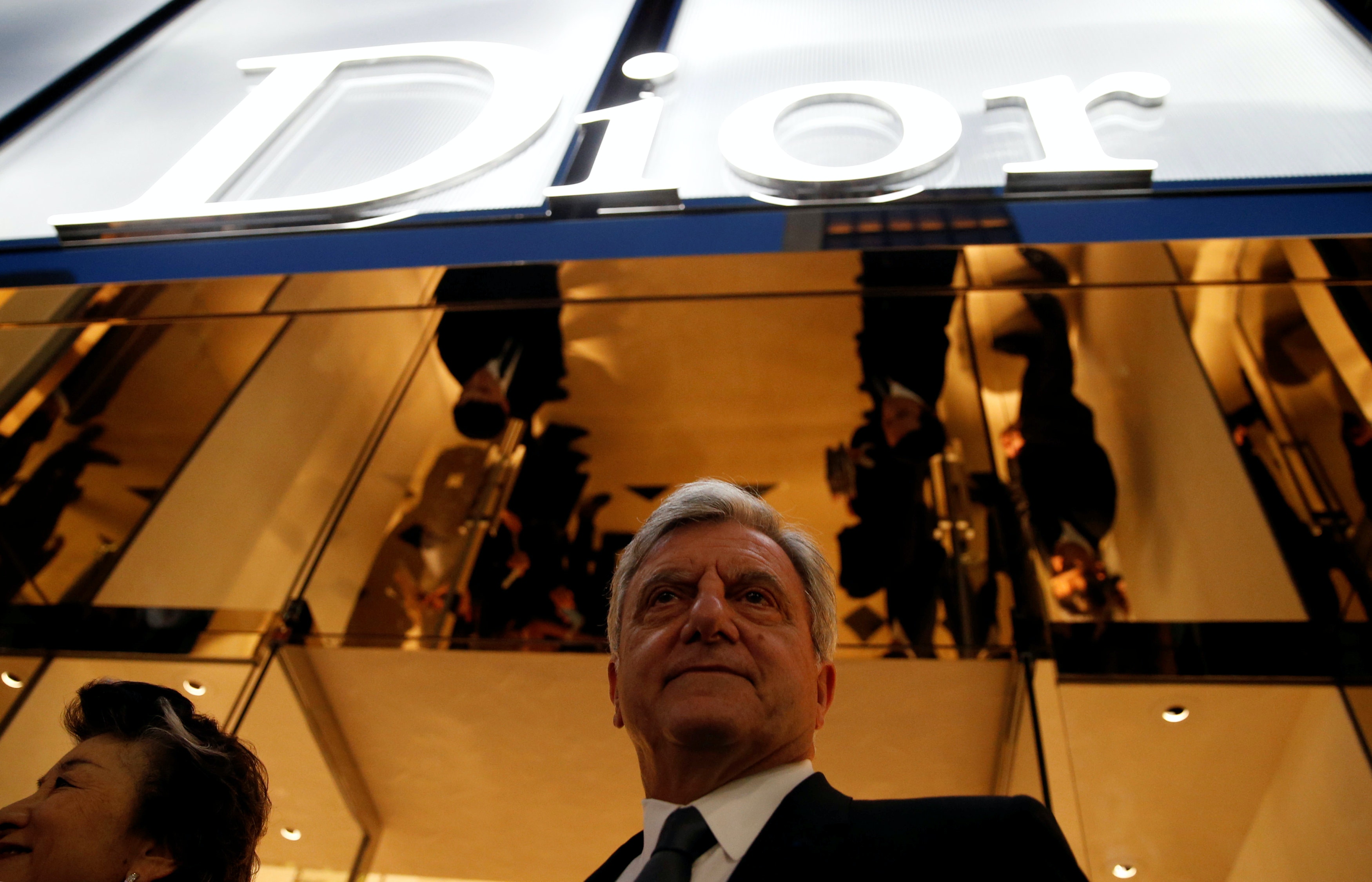 法國奢侈品牌集團LVMH計劃收購Dior餘下股權。圖為Dior首席執行官 Sidney Toledano﹙路透社﹚
