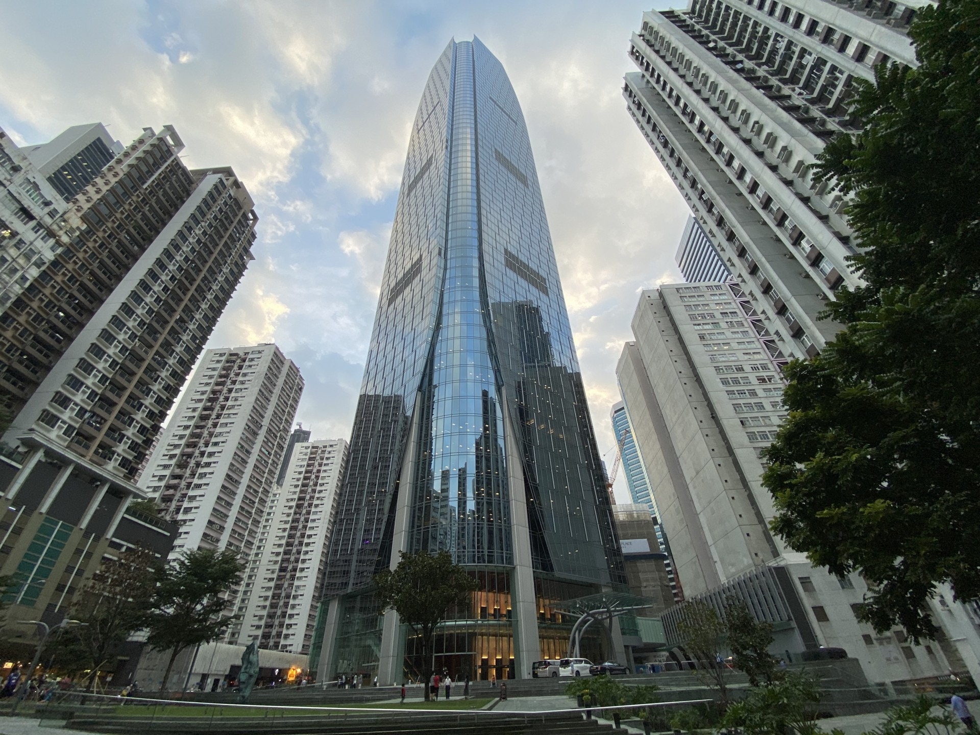 傳星展銀行擬退租港東島中心兩層寫字樓樓面