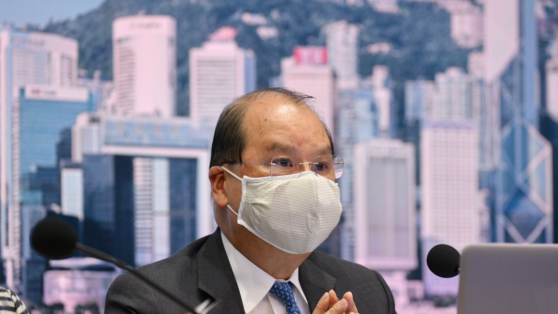 張建宗晤德國總領事 反對批予涉暴動罪中大女生政治庇護 張建宗晤德國總領事 反對批予涉暴動罪中大女生政治庇護