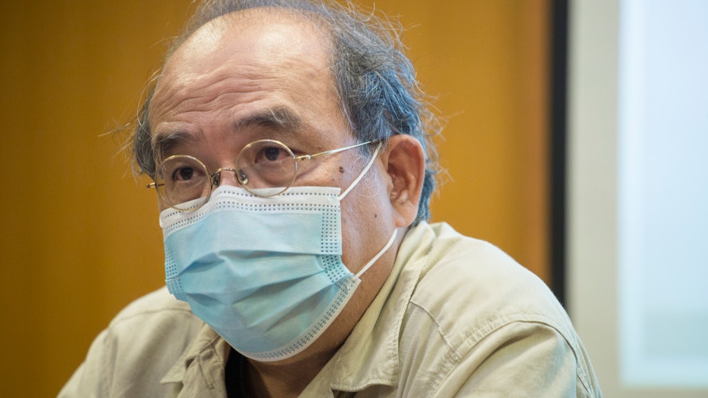 曾國衞質疑民研大灣區投票民調認受 鍾劍華︰無排除普通話受訪者 曾國衞質疑民研大灣區投票民調認受 鍾劍華︰無排除普通話受訪者