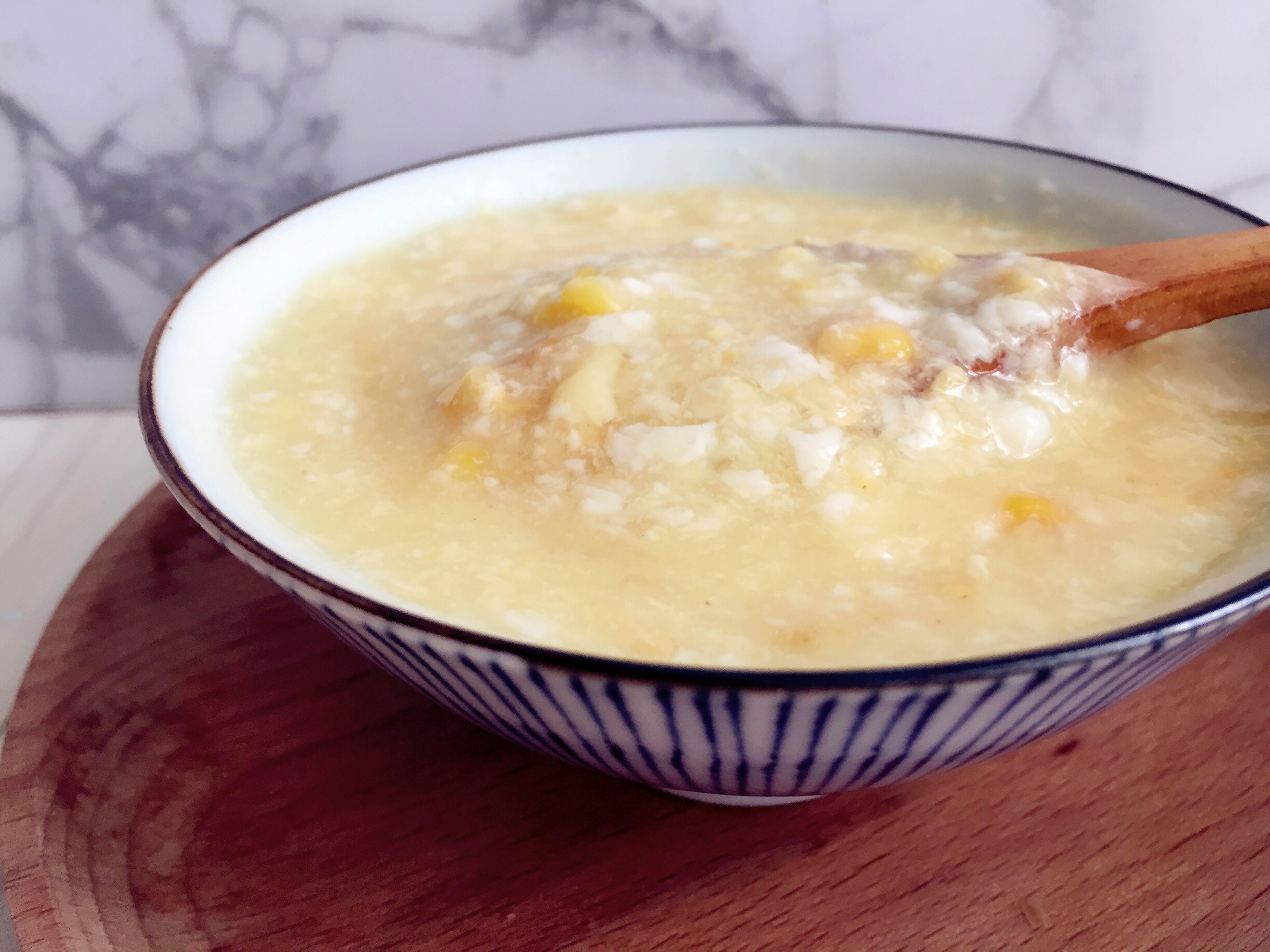 【湯水食譜】豆腐花粟米羮嫩滑窩心　回憶中的媽媽味道