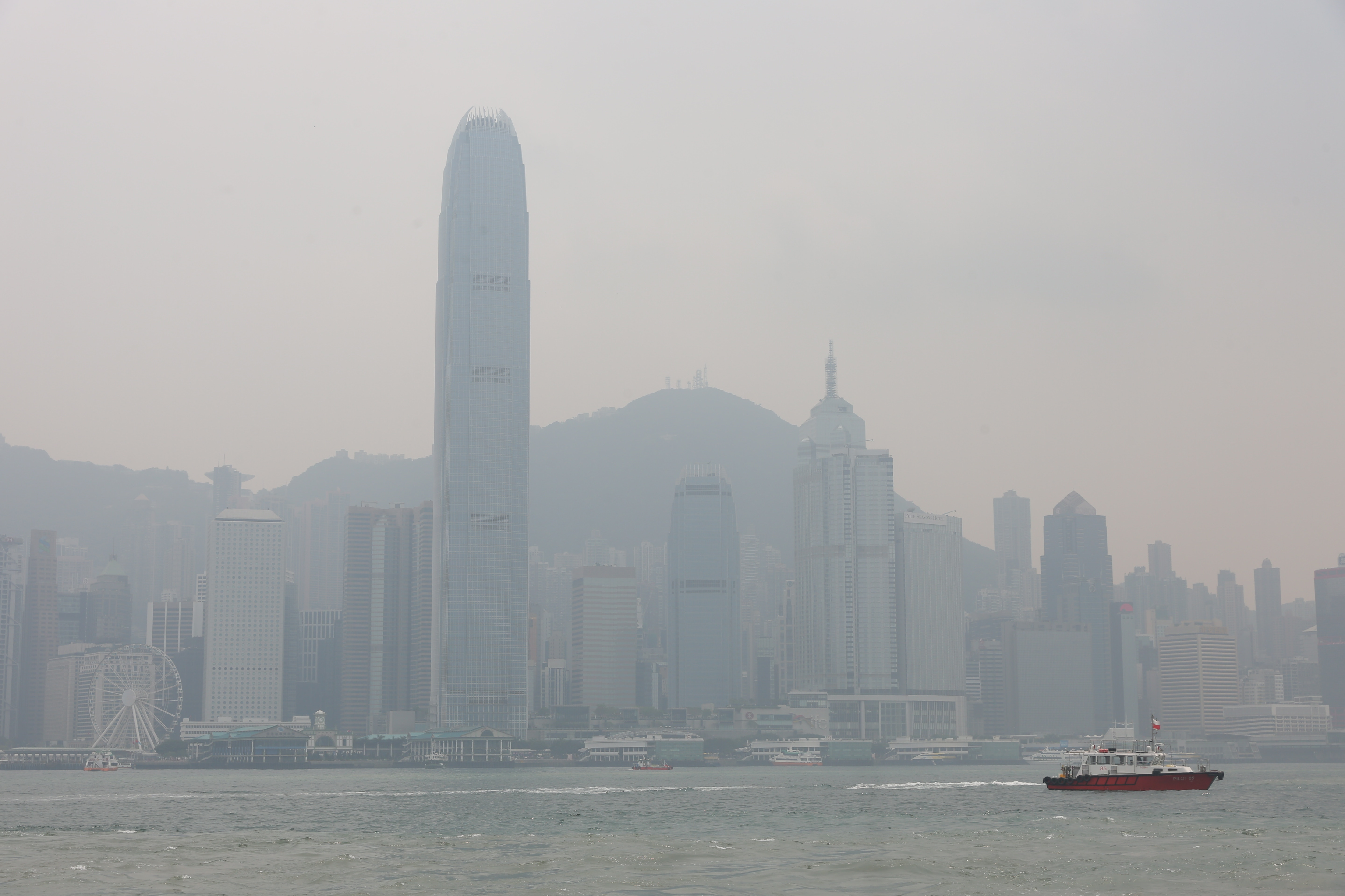 多區空氣污染或達嚴重水平環團分析來源 汽車廢氣 珠三角污染