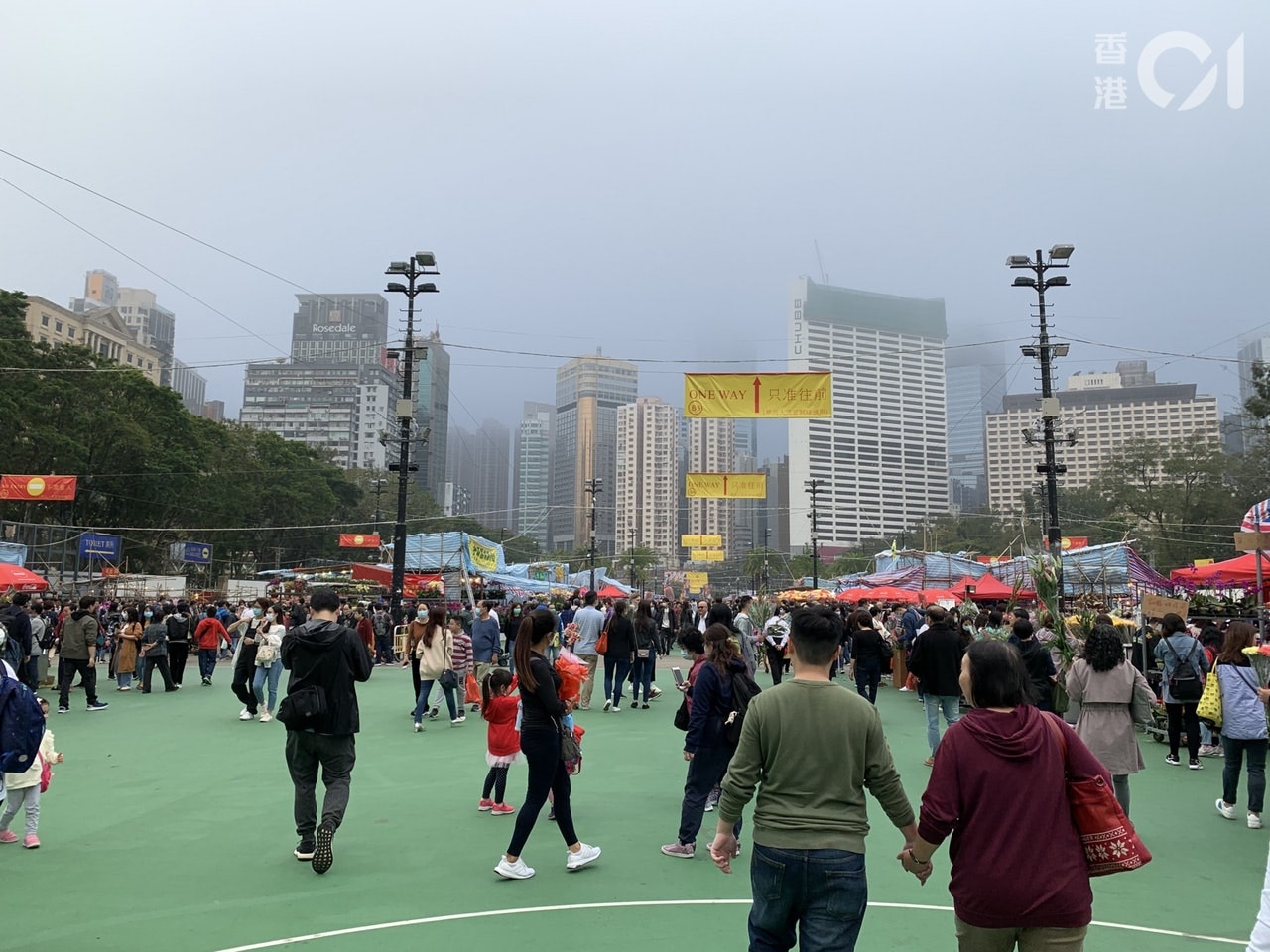 年宵或變「真花市」　消息：港府研取消乾貨、小食攤檔