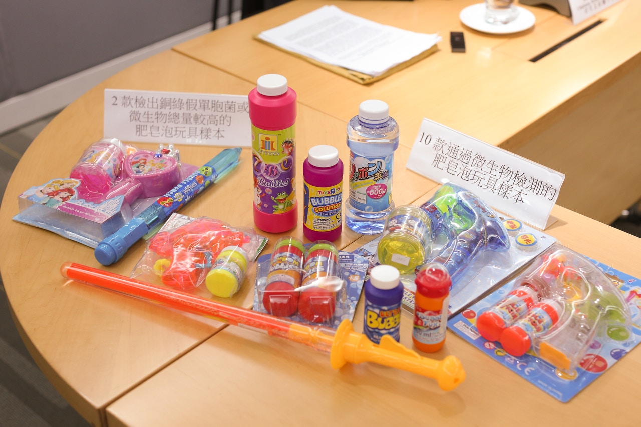 【消委會】泡泡液檢出致病菌　醫生：兒童身體有傷口勿接觸