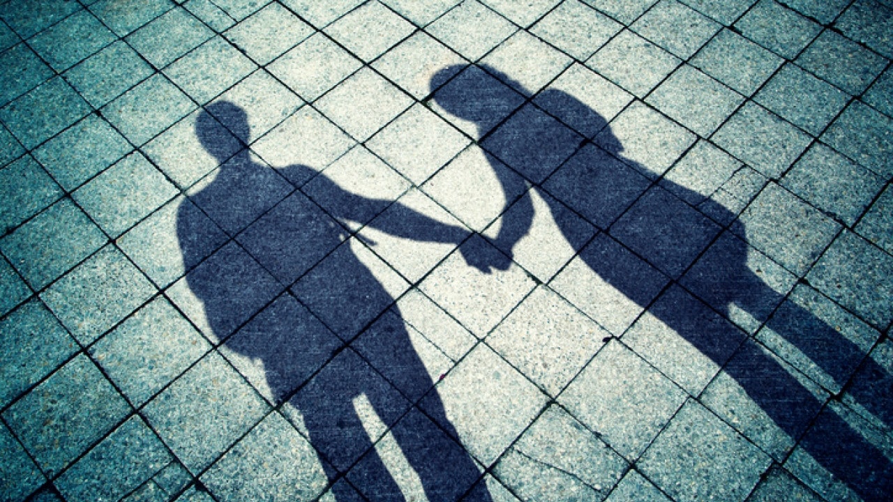 父女亂倫案 辯方指女兒在家任母職 以性愛換取父不要再婚 父女亂倫案 辯方指女兒在家任母職 以性愛換取父不要再婚