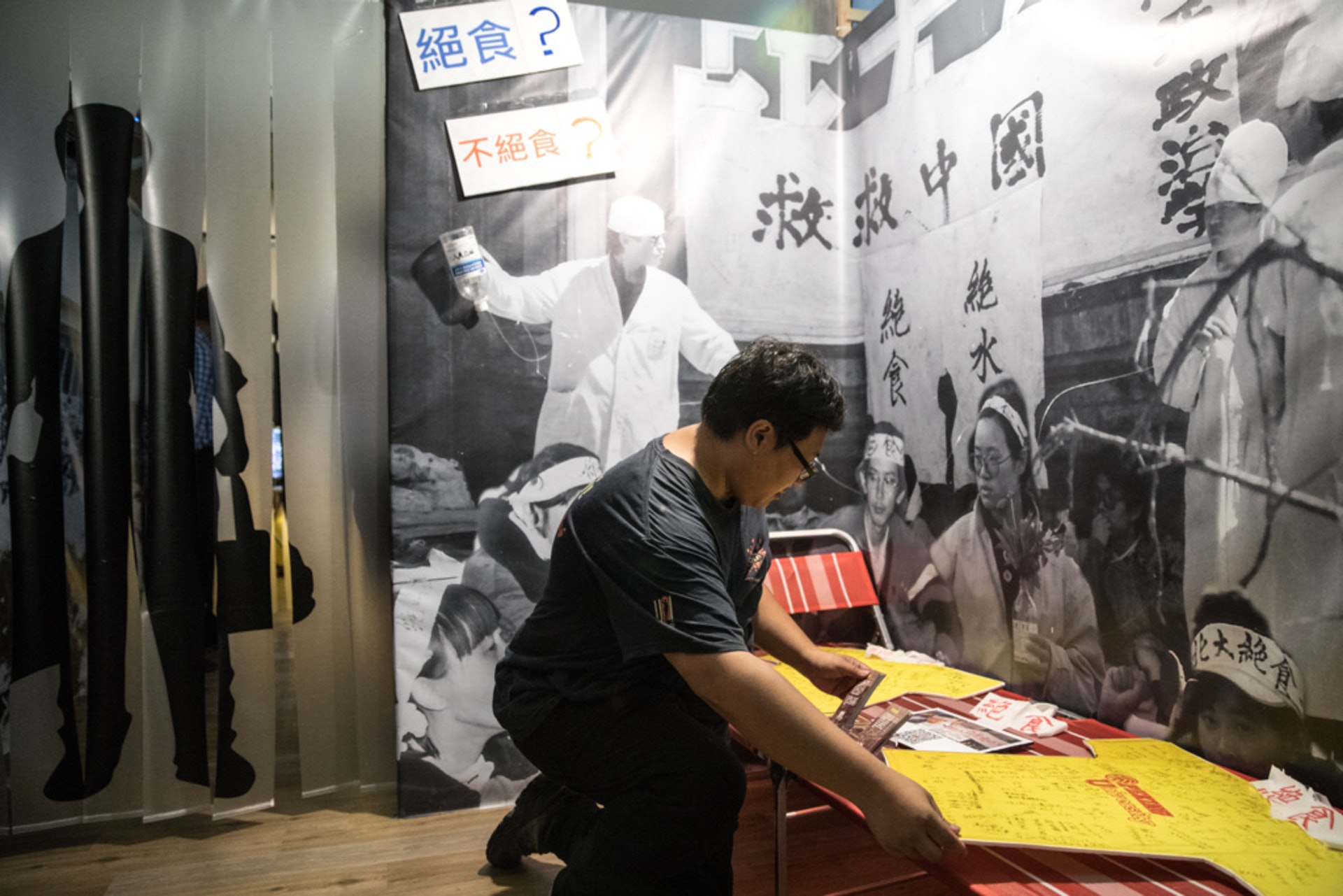 陳家樂:「我的心沒有其他人那麼大,沒敢想要去建設民主『鄰國』,但我還是有我自己的堅持,而毋忘六四就是最基本的事。」(盧翊銘攝) 陳家樂:「我的心沒有其他人那麼大,沒敢想要去建設民主『鄰國』,但我還是有我自己的堅持,而毋忘六四就是最基本的事。」(盧翊銘攝)