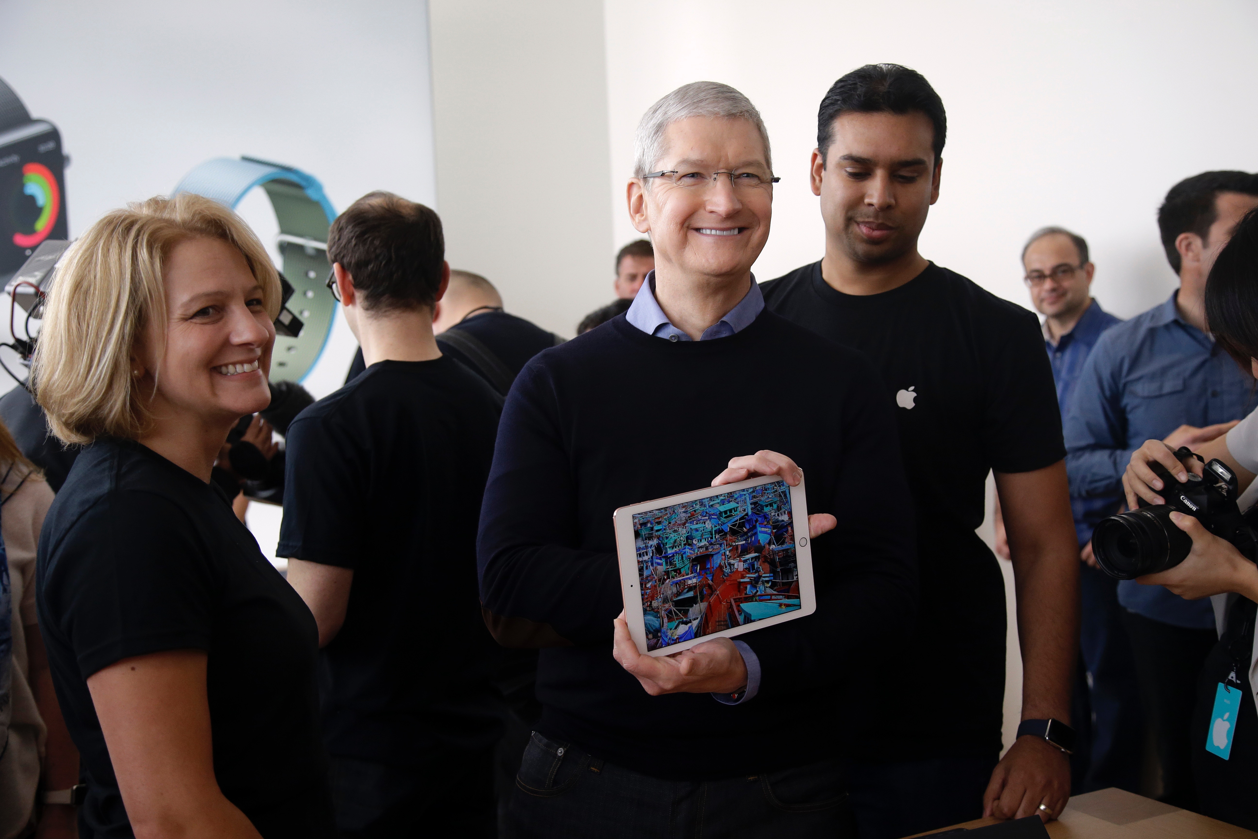 iPhoneSE平售、全線減價成注目　突顯Apple創意欠奉