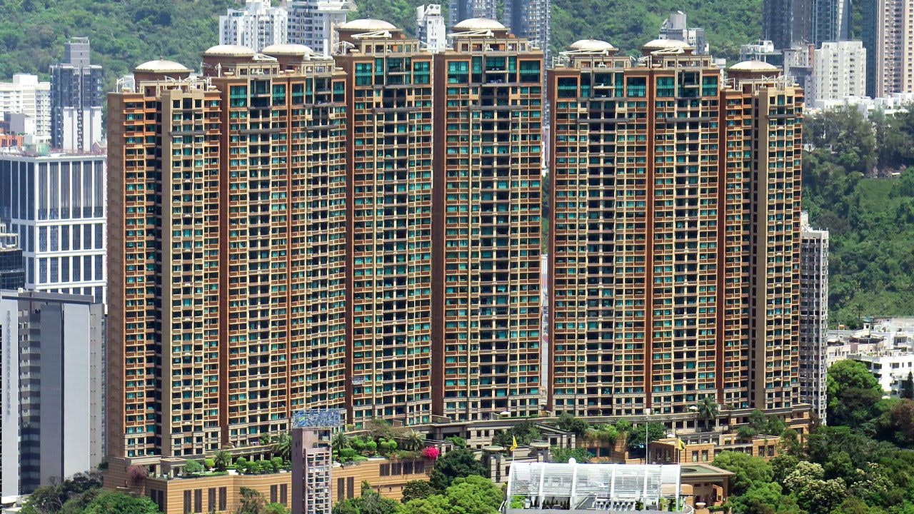 強制檢測|跑馬地豪宅禮頓山及銅鑼灣百德大廈等40幢上榜 強制檢測|跑馬地豪宅禮頓山及銅鑼灣百德大廈等40幢上榜