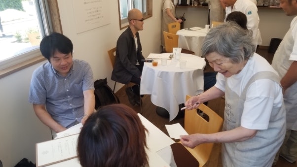 日本餐廳上錯菜亦感溫馨 因侍應都是…… 日本餐廳上錯菜亦感溫馨 因侍應都是……