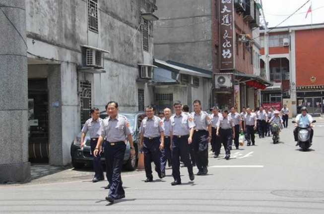 台灣警察節 60警察包圍麥當勞警員 廿年來首穿制服食漢堡 香港01 熱爆話題