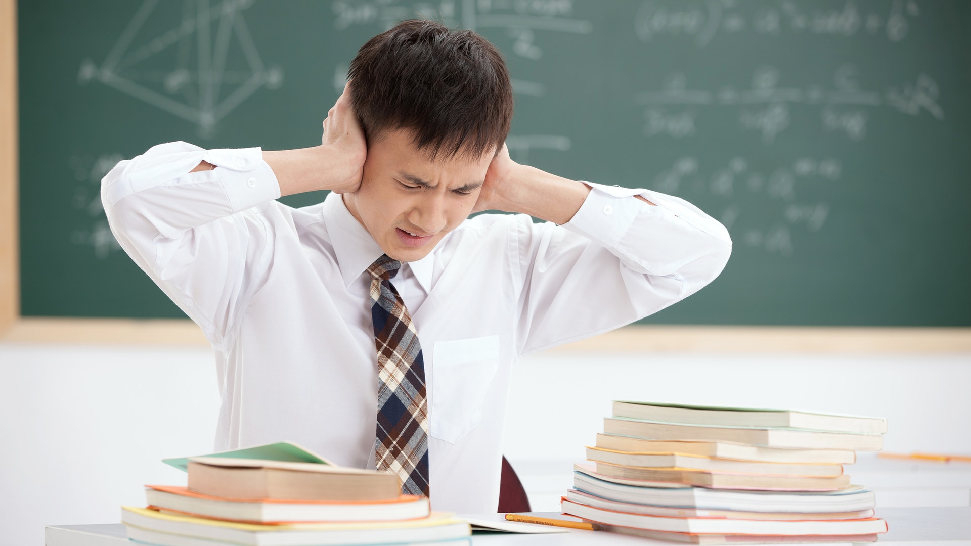 【來稿】讀書何價?對香港青年上流現況的反思 【來稿】讀書何價?對香港青年上流現況的反思