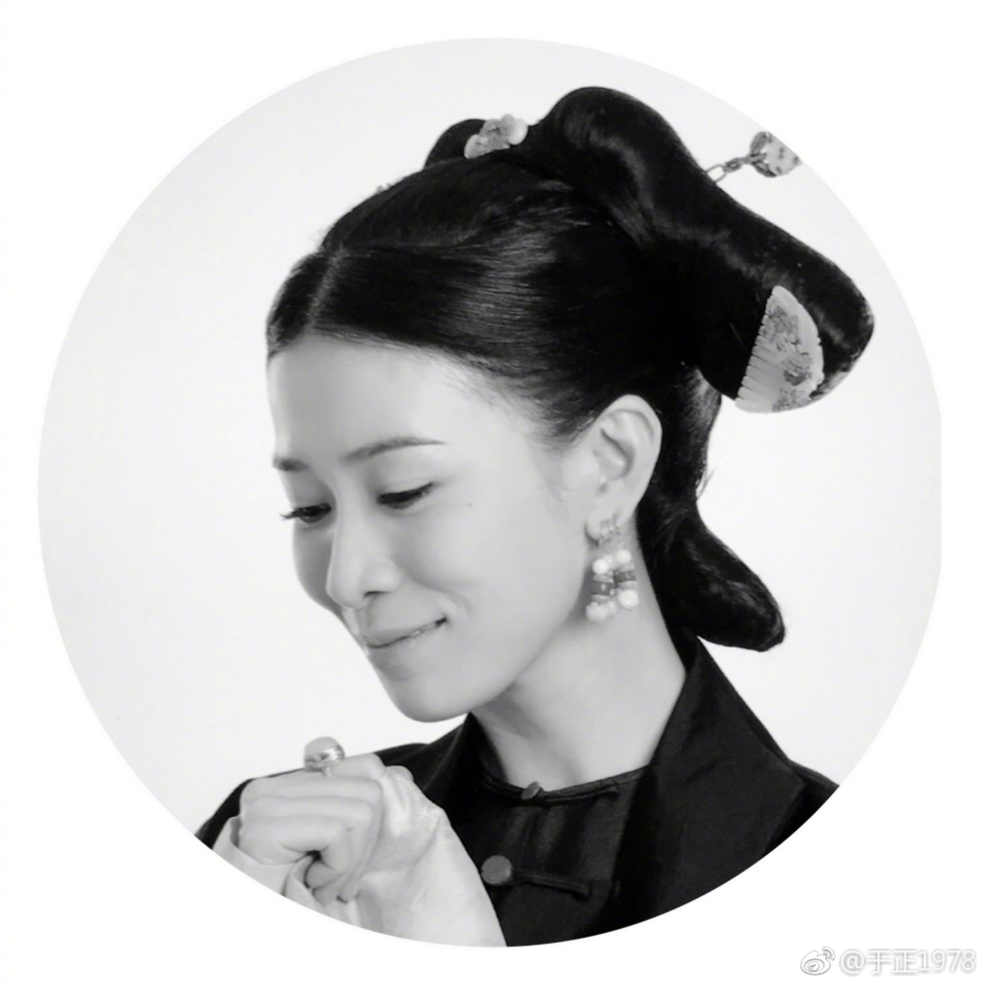 佘詩曼再度演古裝劇,令人期待十足。(微博圖片) 佘詩曼再度演古裝劇,令人期待十足。(微博圖片)