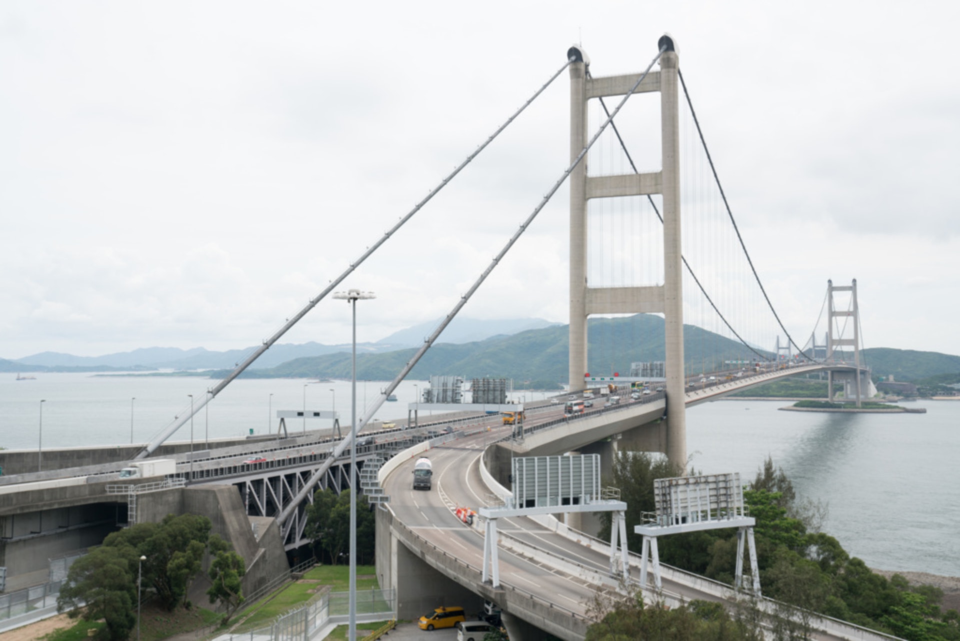 回歸載 青馬大橋歷來最大型維修重新上油纜索 包到實 香港01 社會新聞