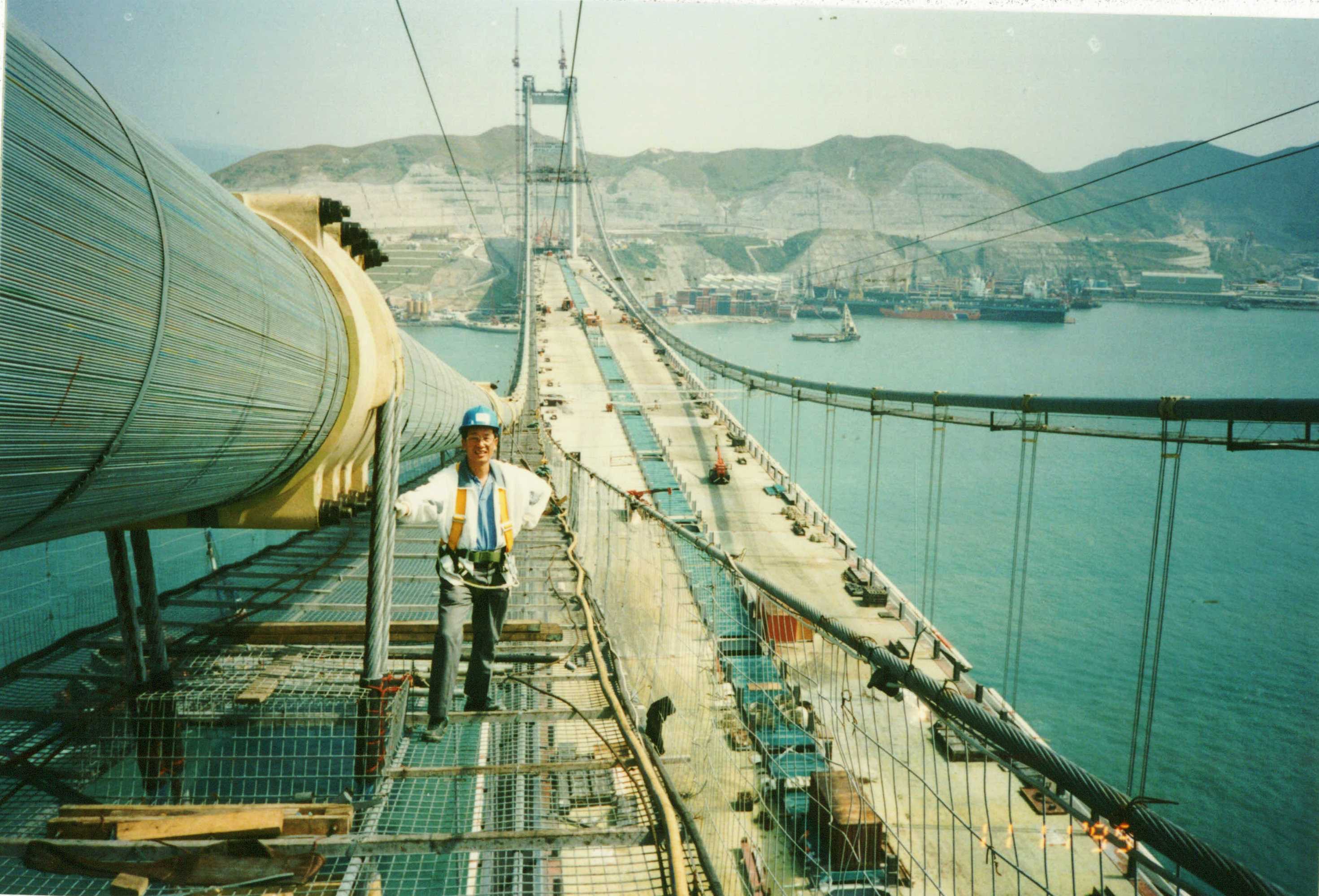 回歸載 青馬大橋歷來最大型維修重新上油纜索 包到實 香港01 社會新聞