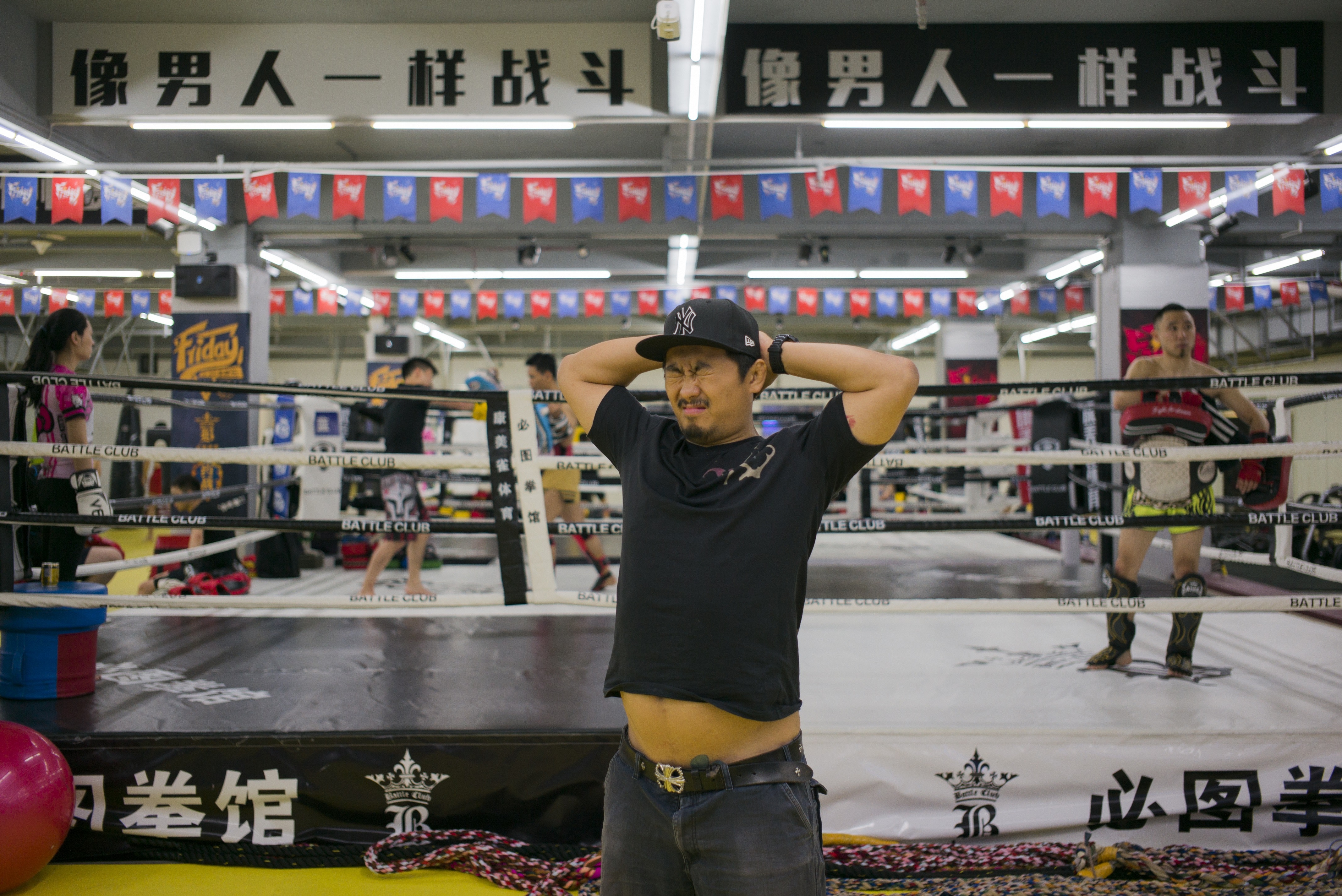 徐曉冬教拳的北京必圖拳館，要求學員打拳「像男人一樣戰鬥」。（余俊亮攝）