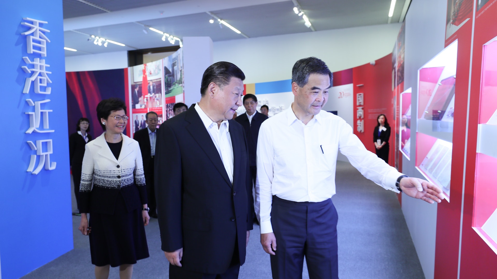 【習近平訪港】回歸廿載三任國家主席君臨 習與江、胡有啥不同? 【習近平訪港】回歸廿載三任國家主席君臨 習與江、胡有啥不同?