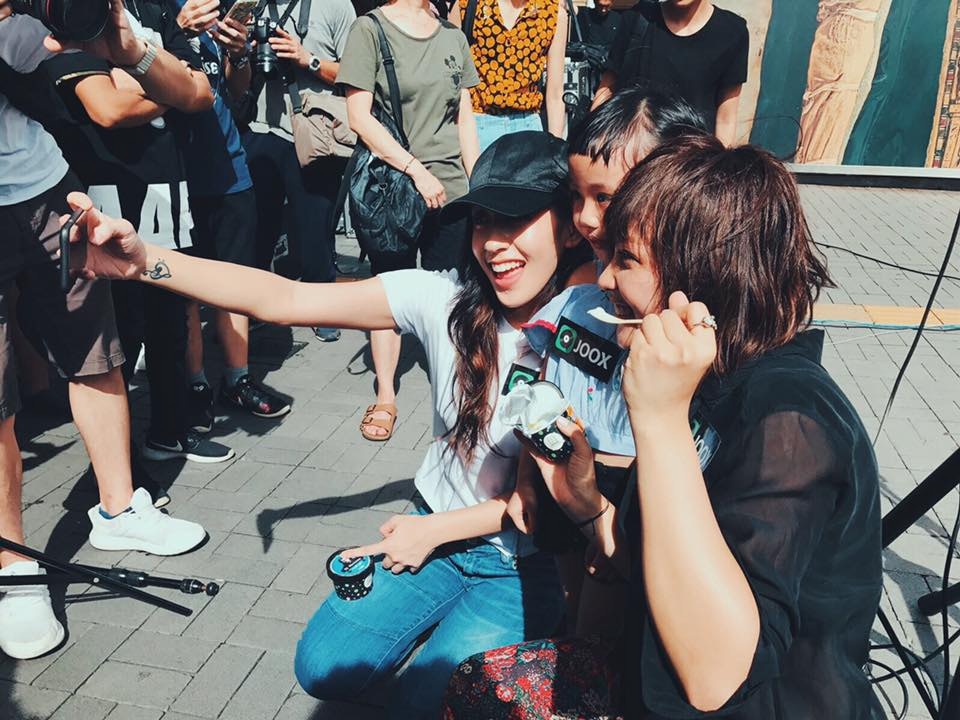 主流歌手騎劫Busking為商機？Busker批評：做推廣就係做推廣啦！