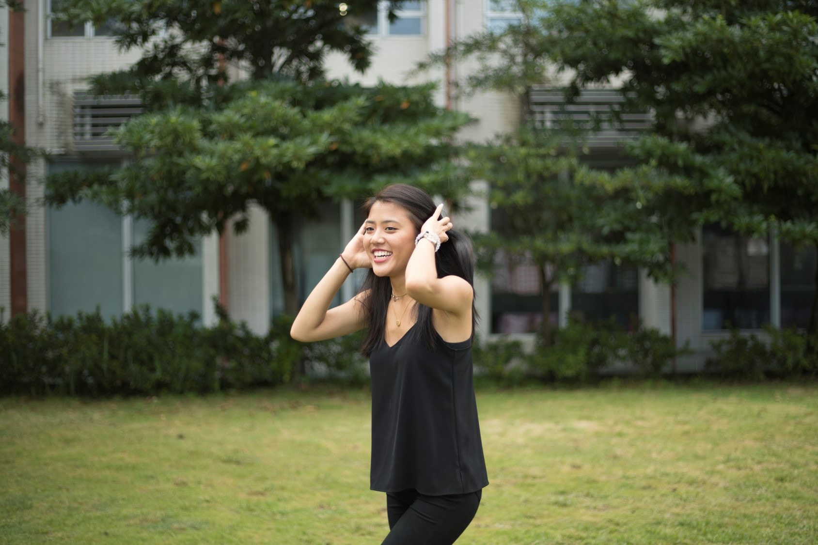 人生走了20多個年頭，Samantha選擇忠於自己。（余俊亮攝）
