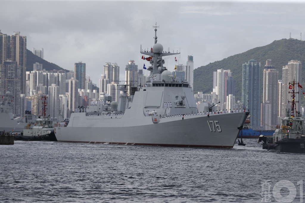 銀川號於2016年7月南海仲裁案裁決結果宣布當天正式入列南海艦隊。（梁鵬威攝）