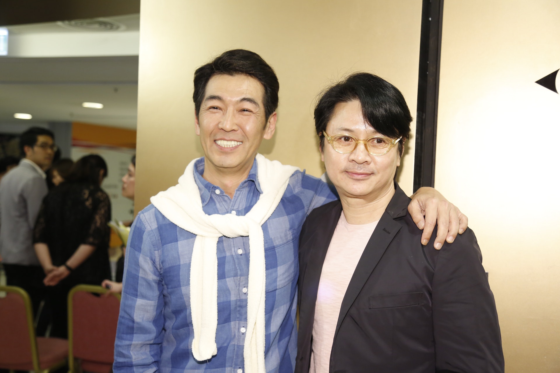 梁健平(左)與尹天照出席福音電影首映禮。(符祥定攝) 梁健平(左)與尹天照出席福音電影首映禮。(符祥定攝)
